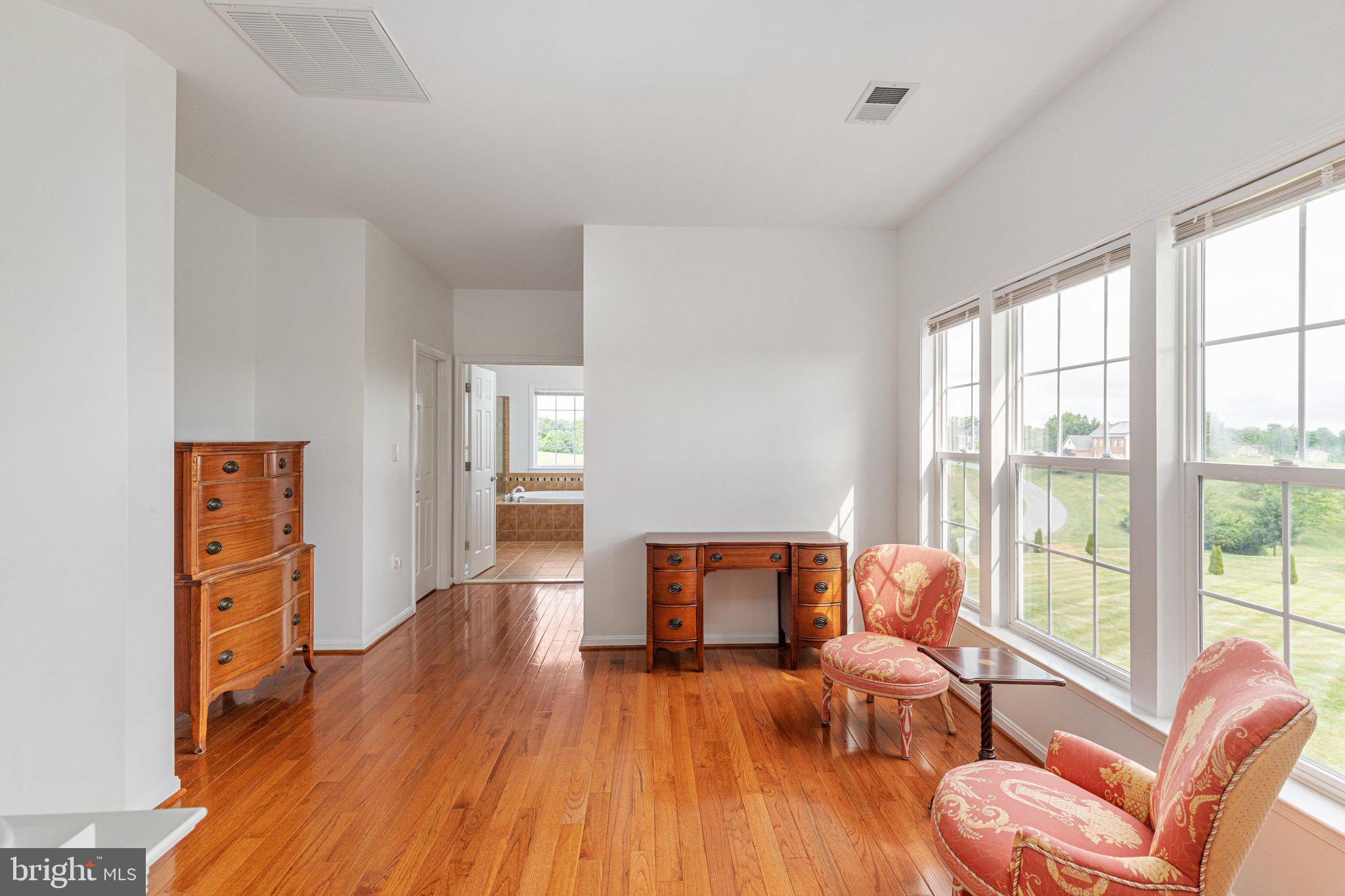 ROSE HILL - Residential