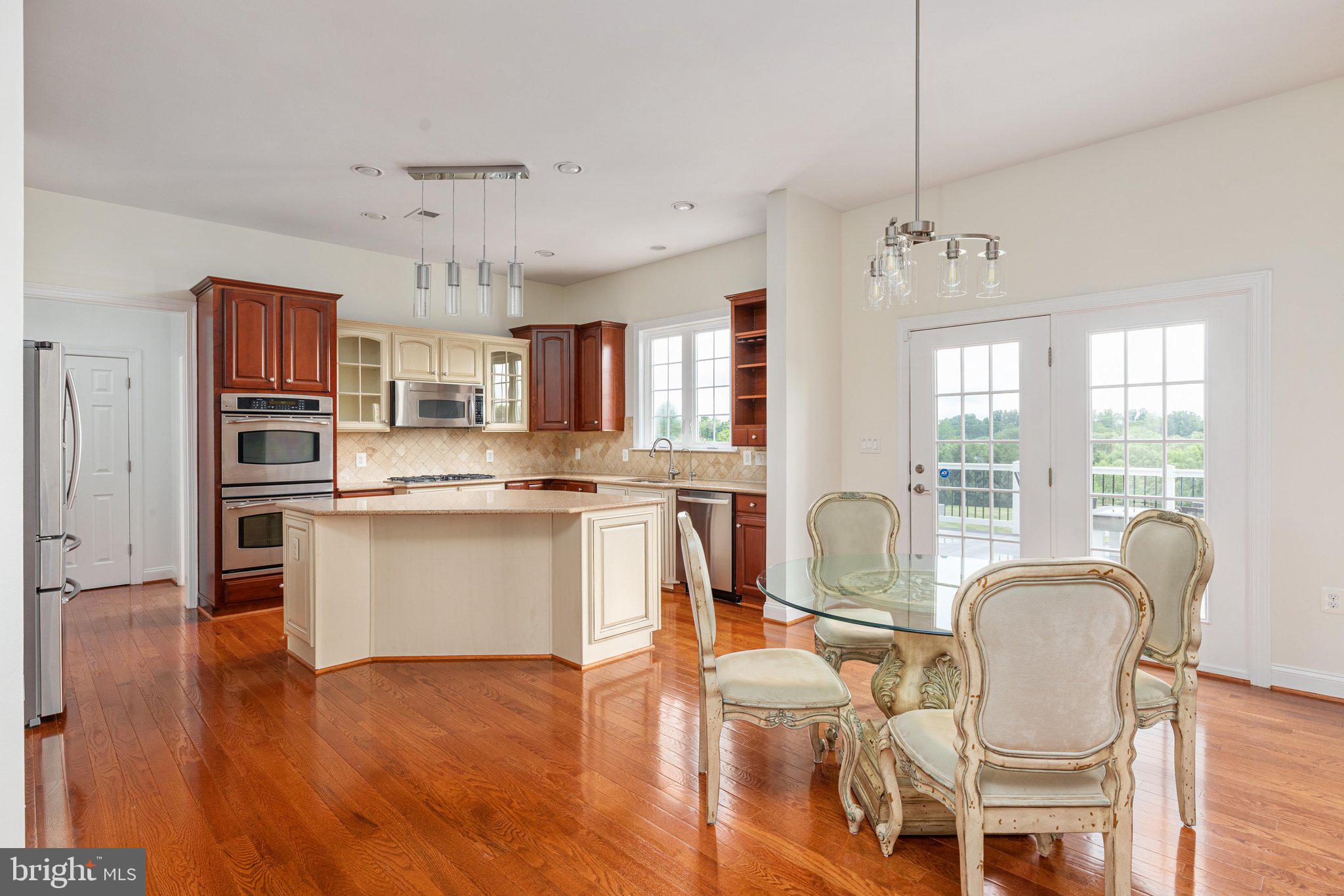 ROSE HILL - Residential