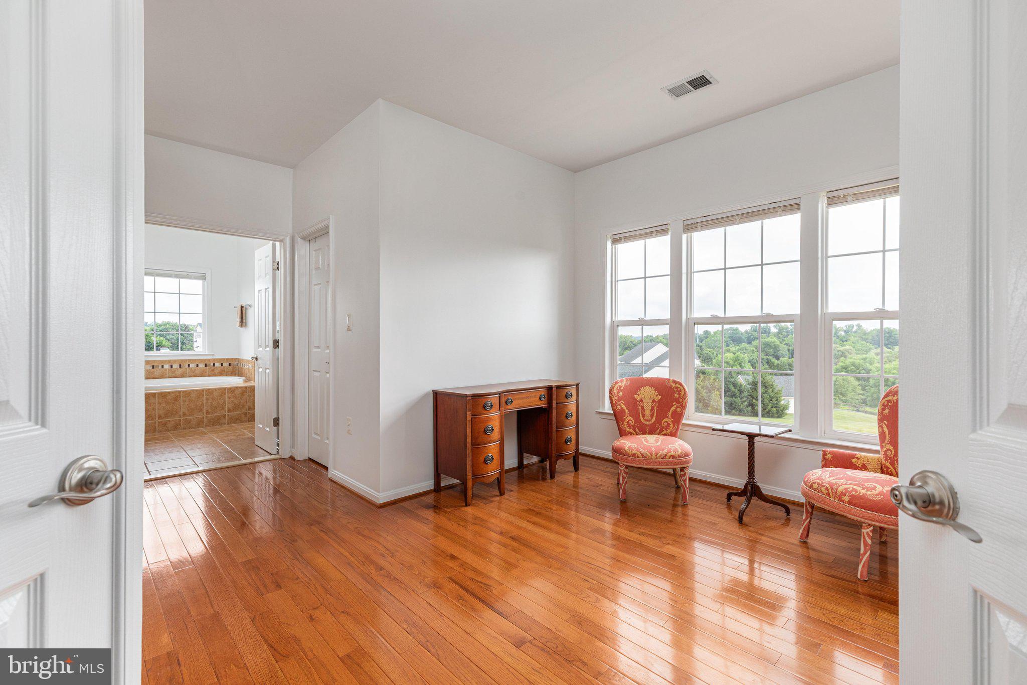 ROSE HILL - Residential