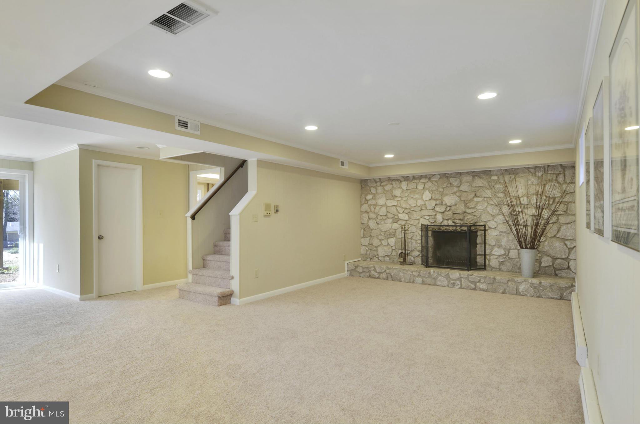FOX RIDGE ESTATES - Residential