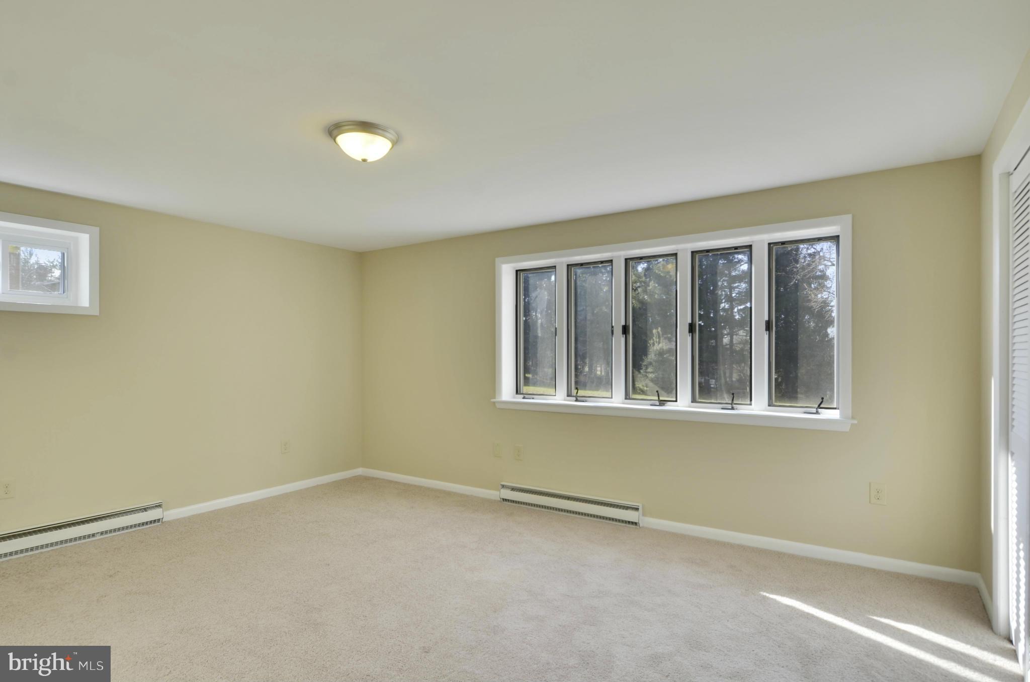 FOX RIDGE ESTATES - Residential