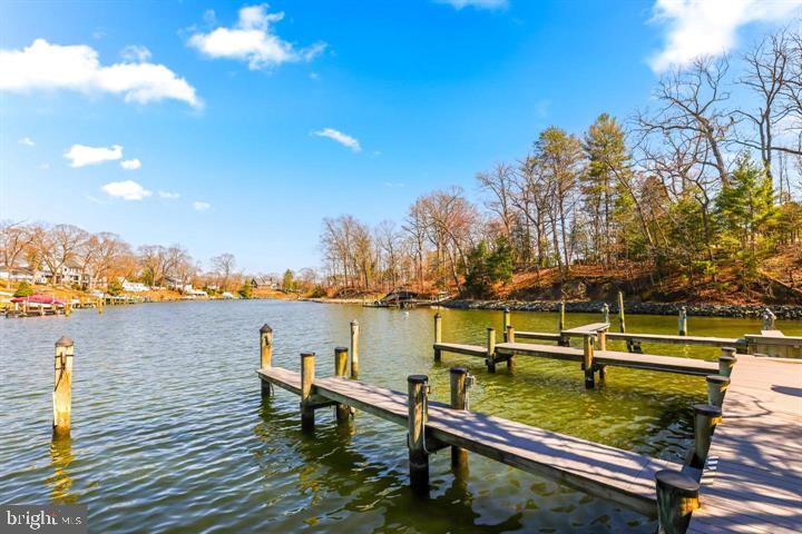 STEWARTS LANDING - Residential