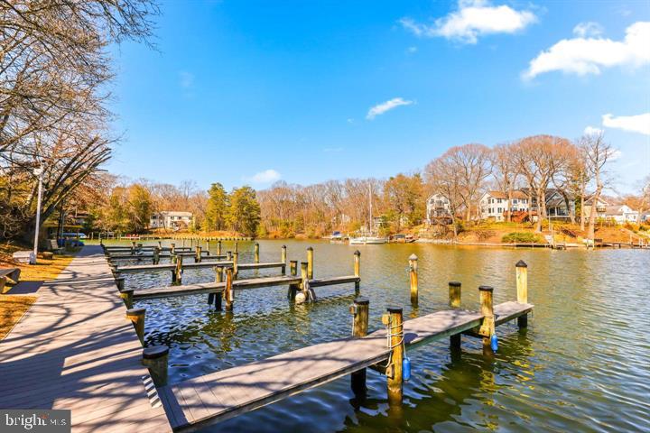 STEWARTS LANDING - Residential