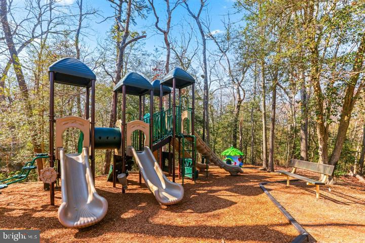 STEWARTS LANDING - Residential