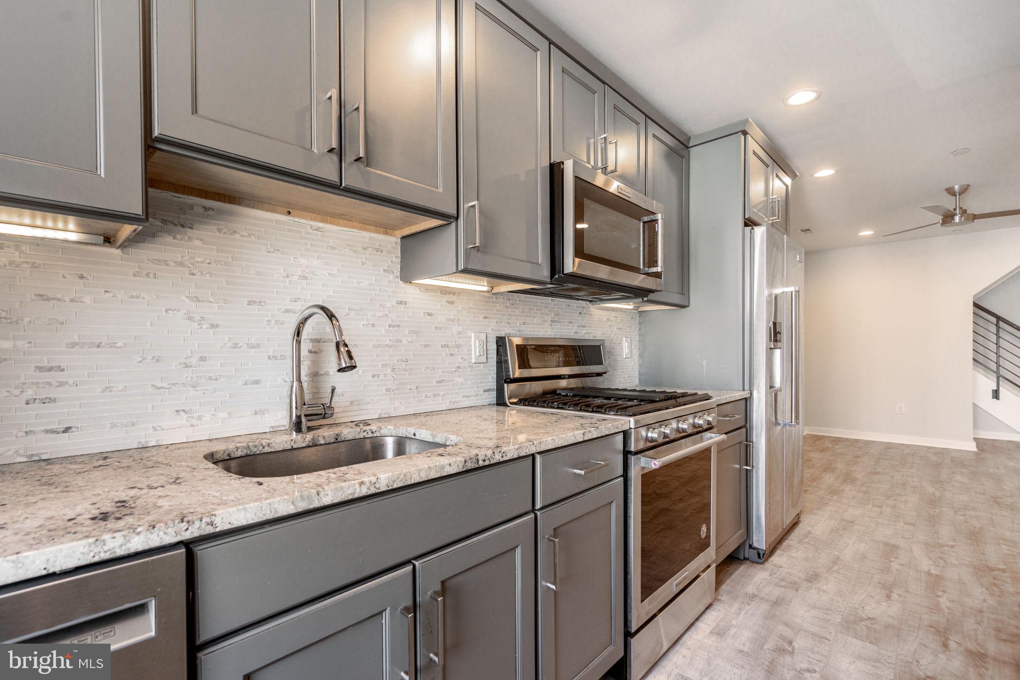 POINT BREEZE - Residential Income