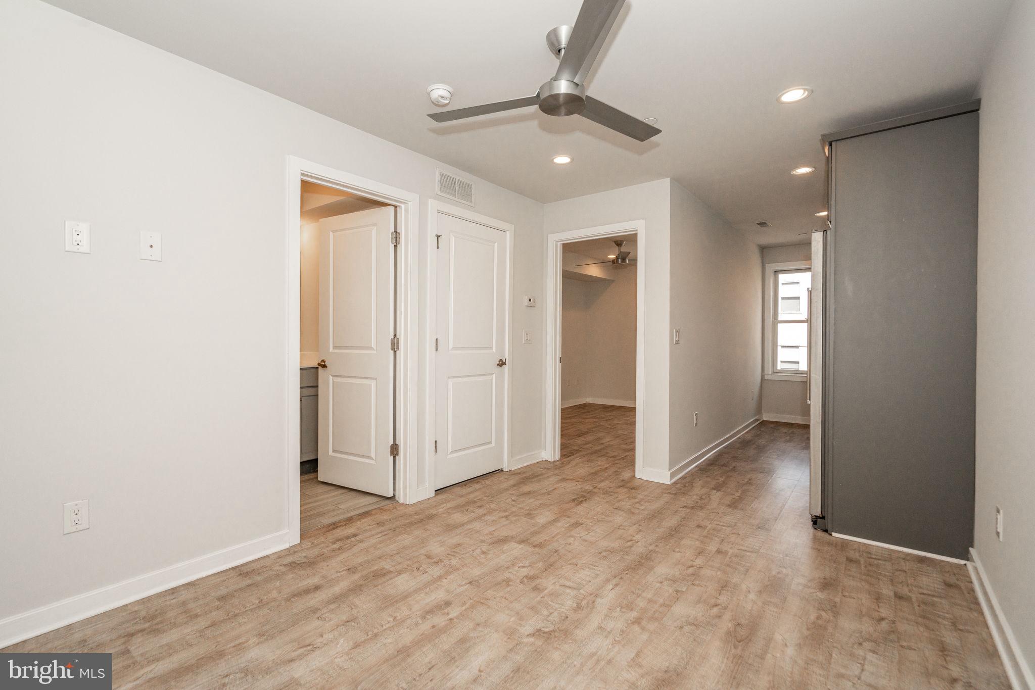 POINT BREEZE - Residential Income