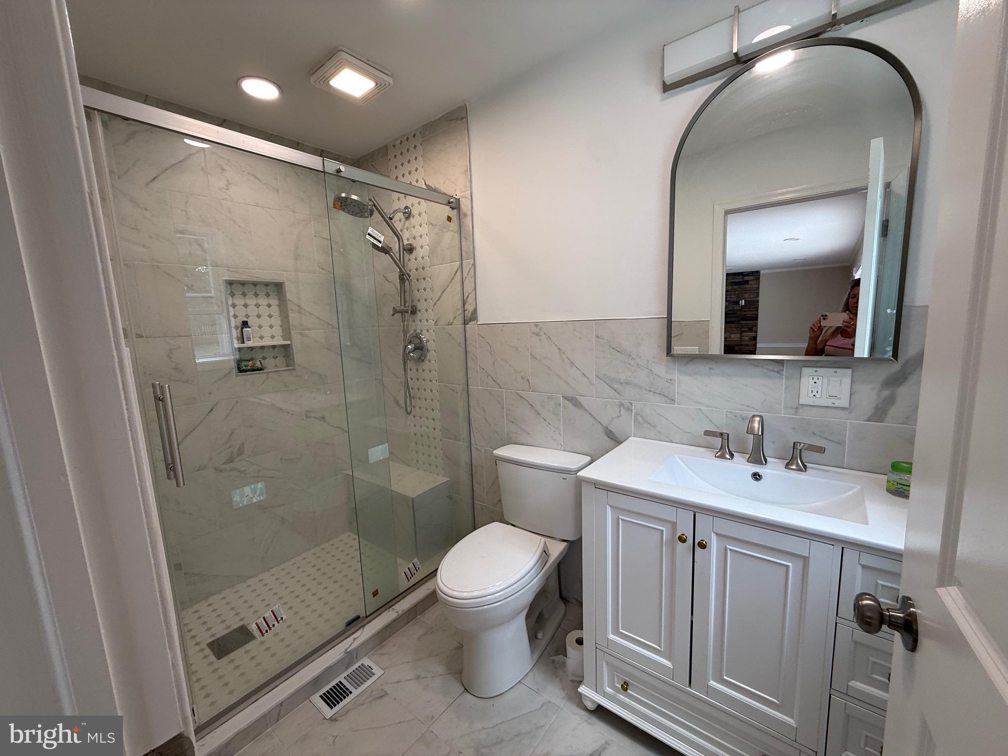 BROOKWOOD ESTS - Residential