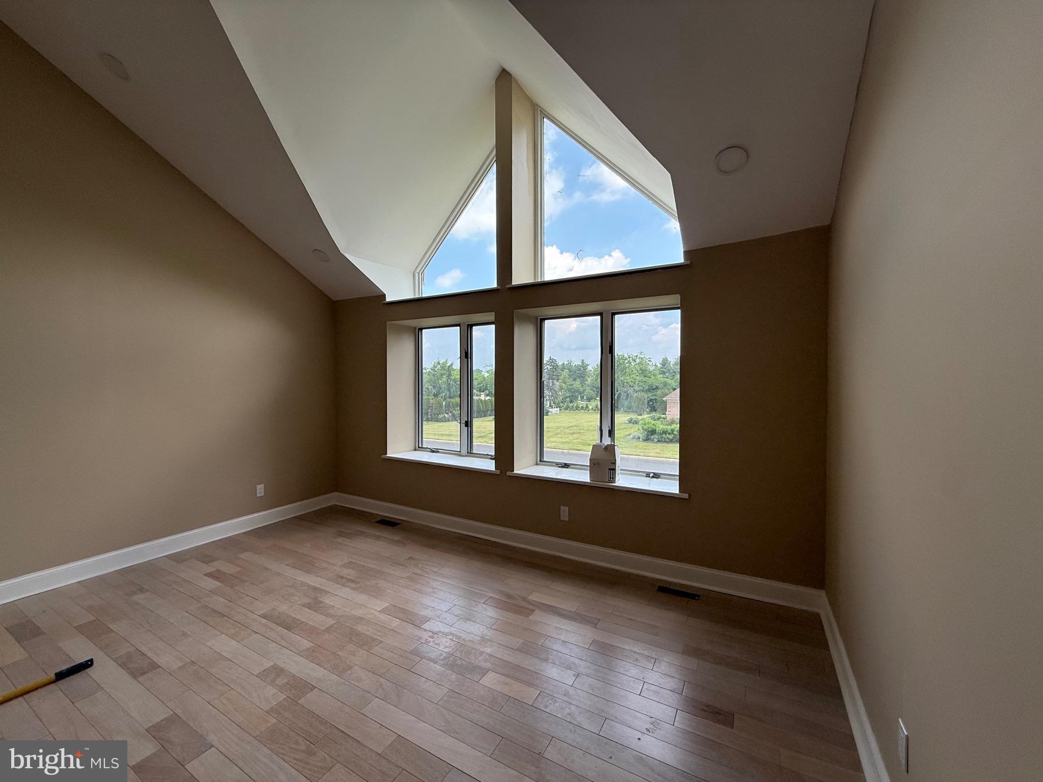 BROOKWOOD ESTS - Residential