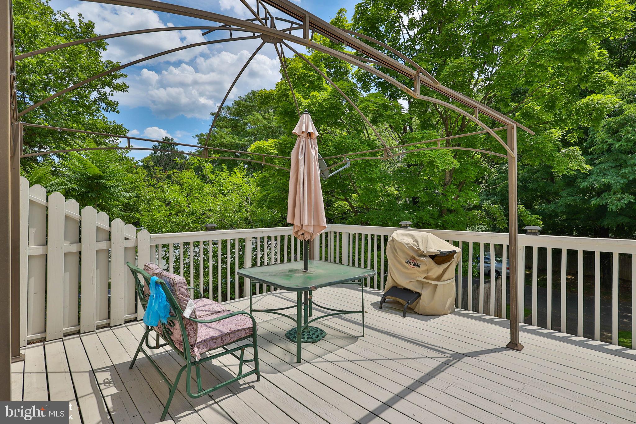 MONOCACY VILLAGE - Residential