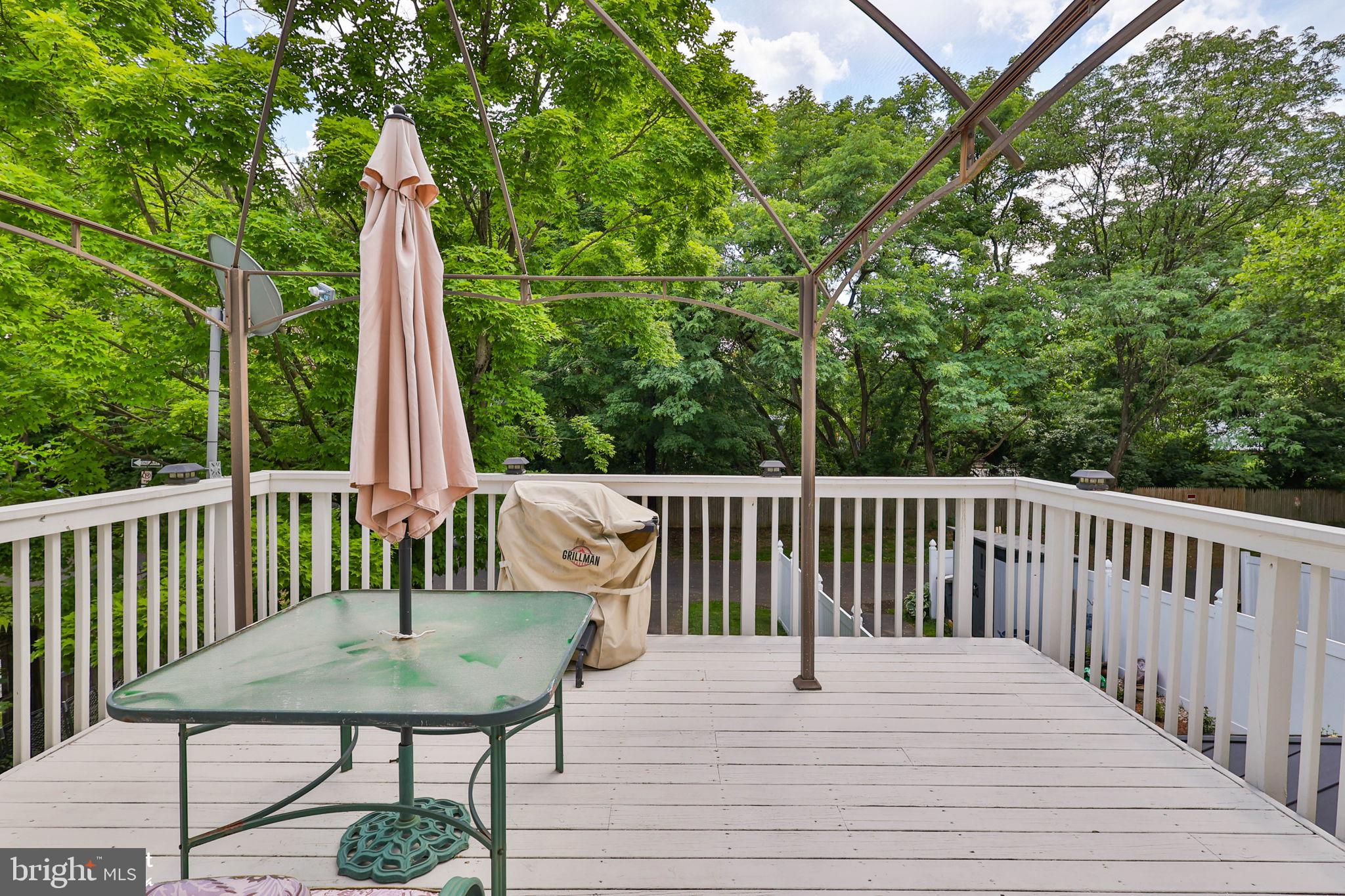MONOCACY VILLAGE - Residential