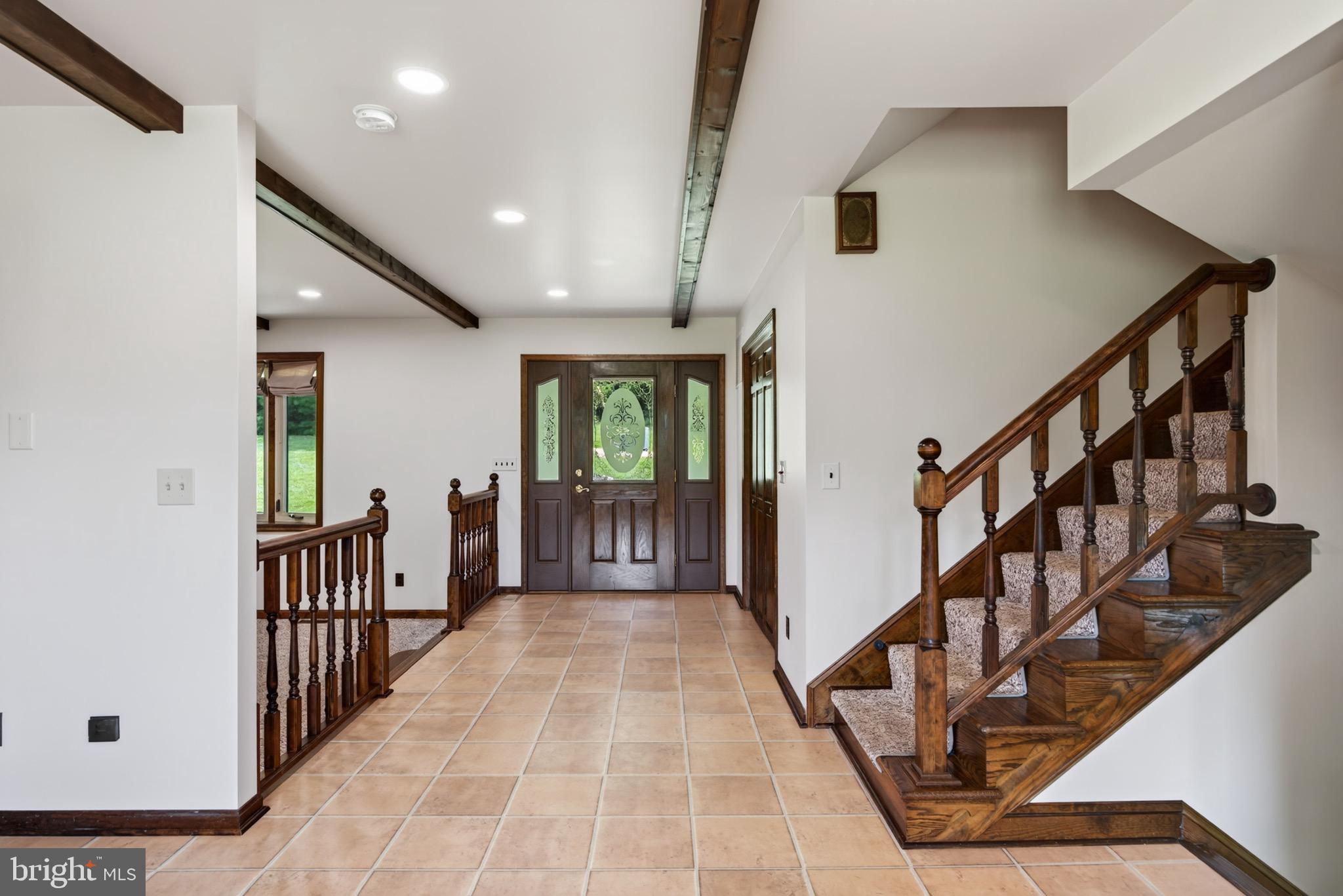 HAMPSTEAD - Residential