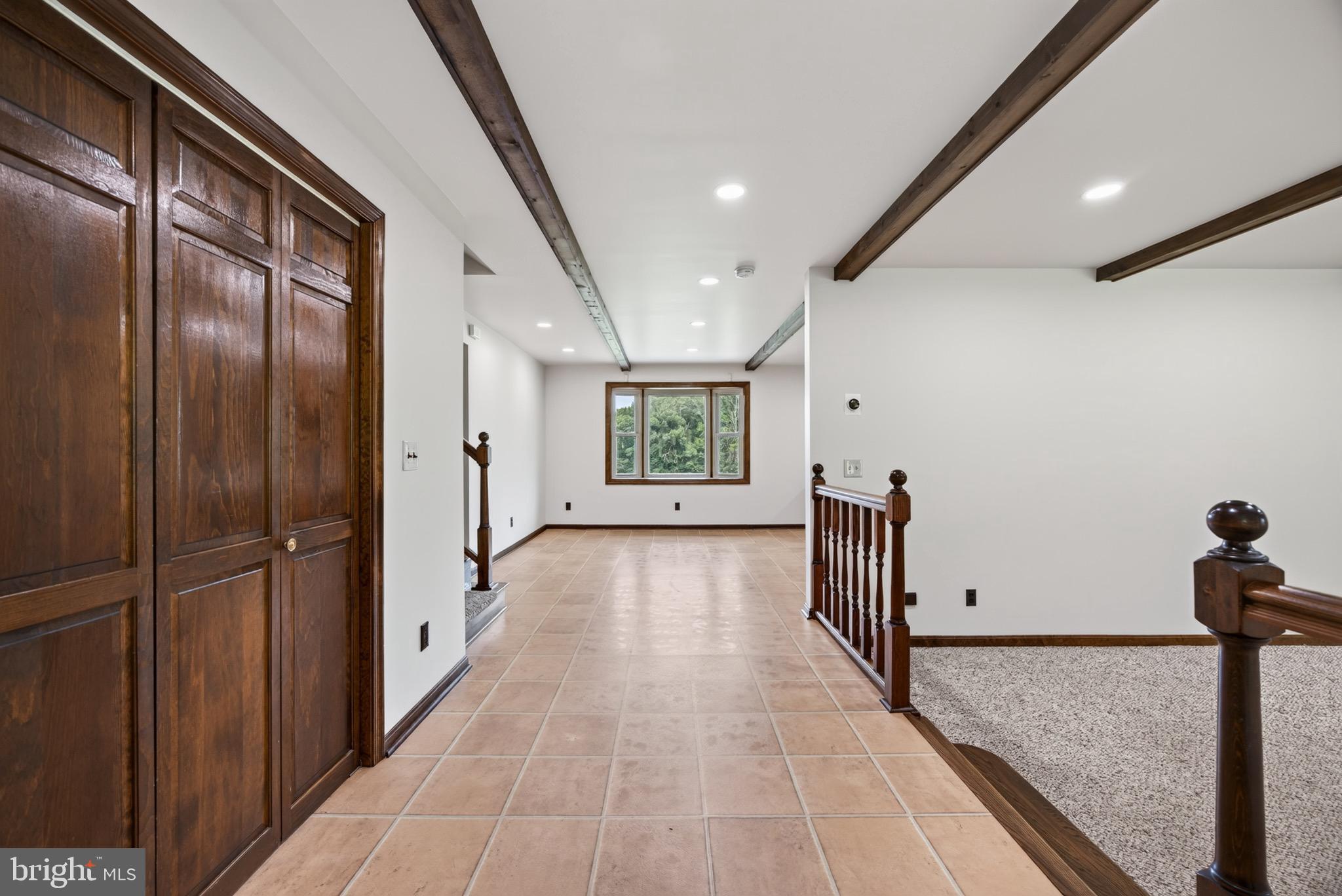HAMPSTEAD - Residential