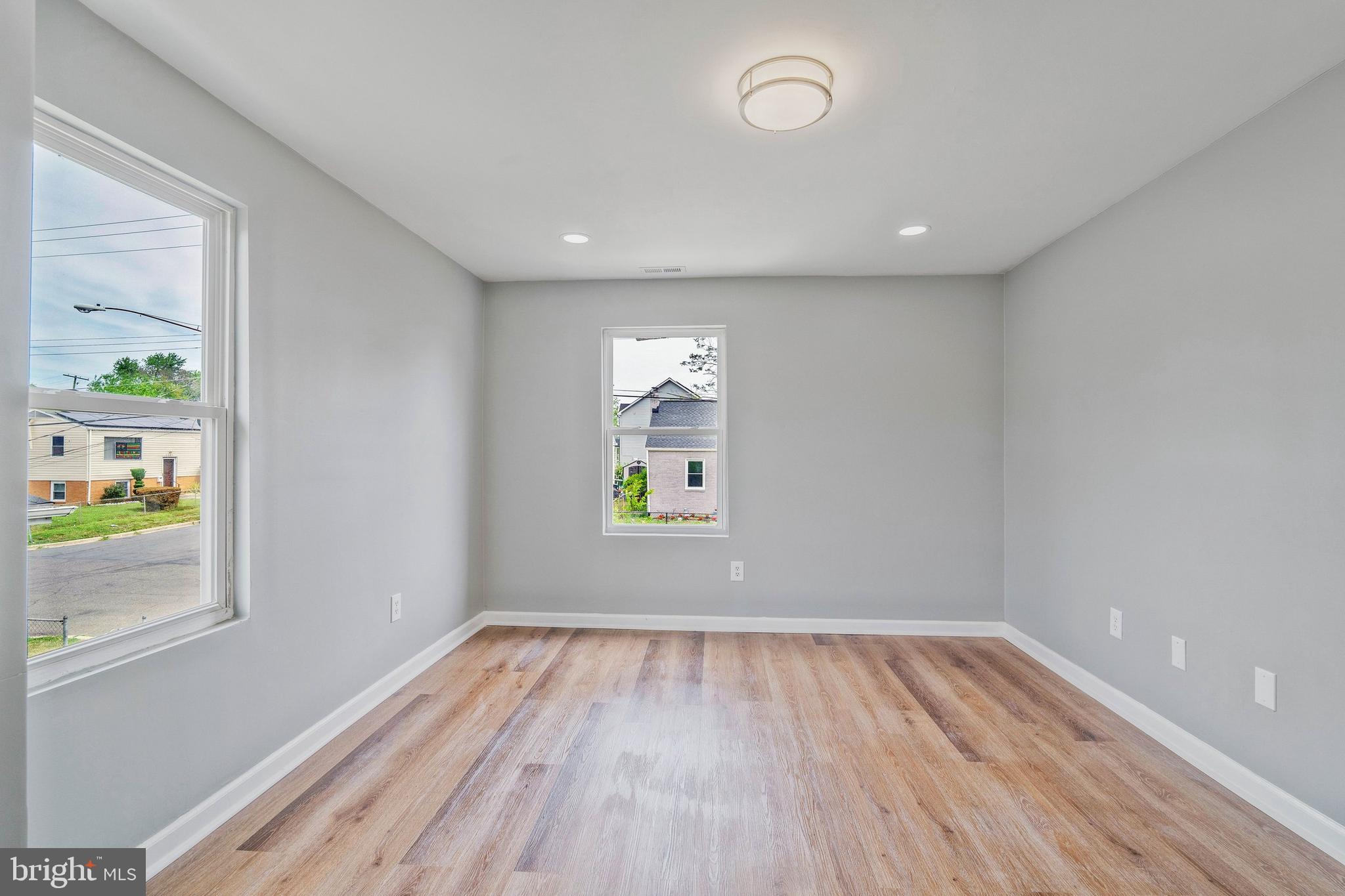 BRADBURY HEIGHTS - Residential