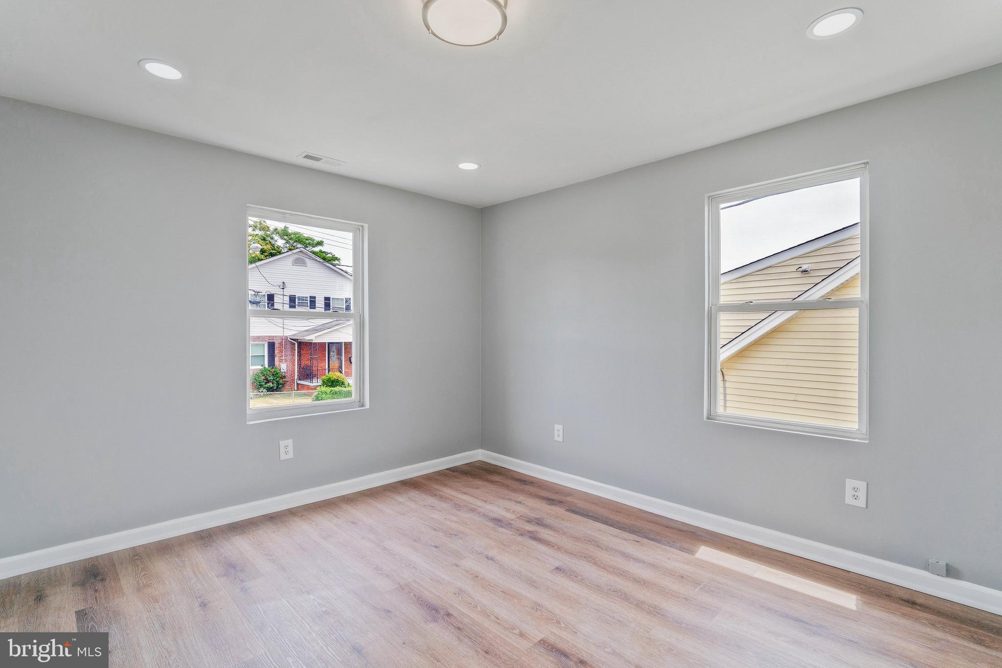 BRADBURY HEIGHTS - Residential