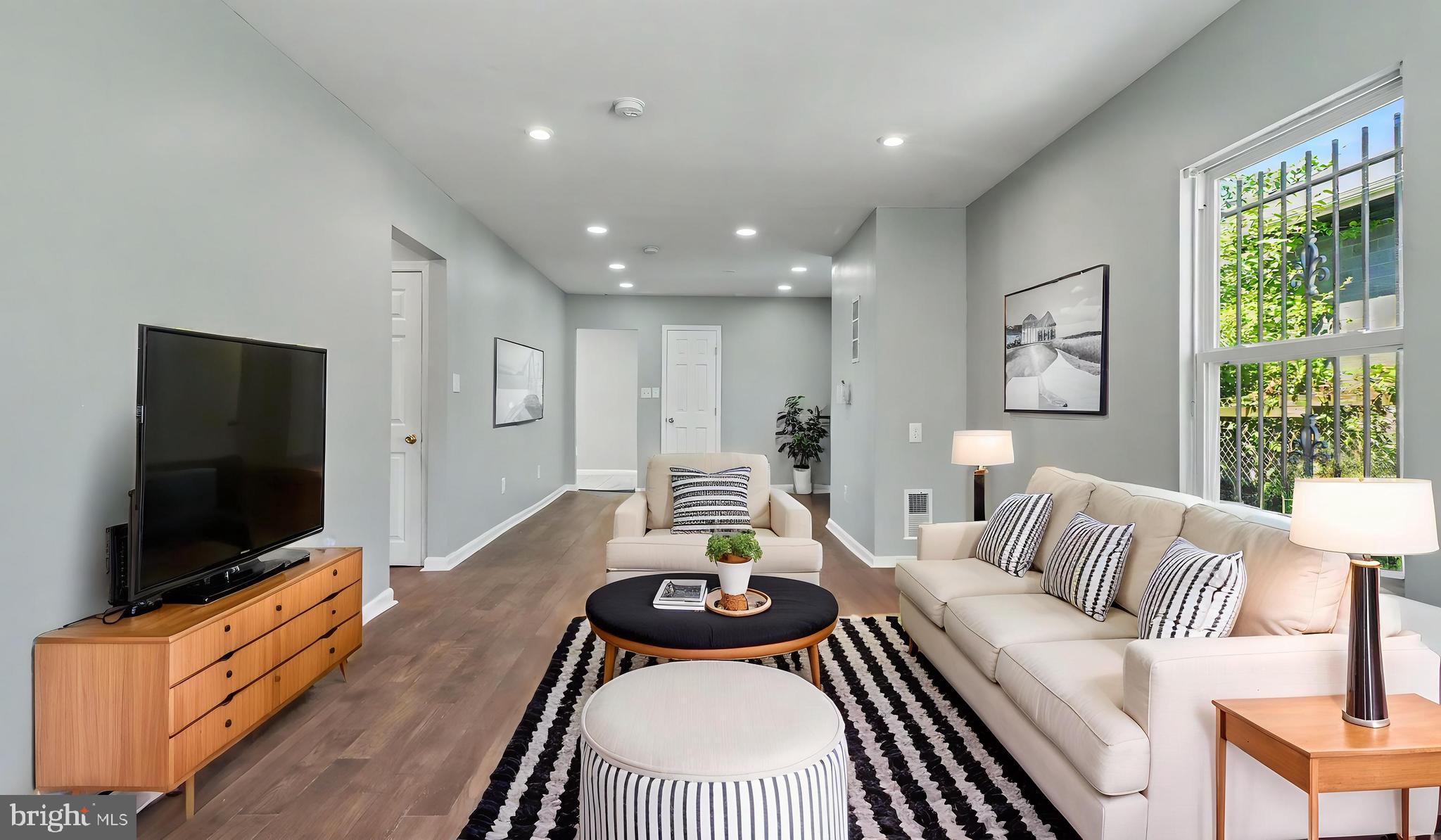 BRADBURY HEIGHTS - Residential