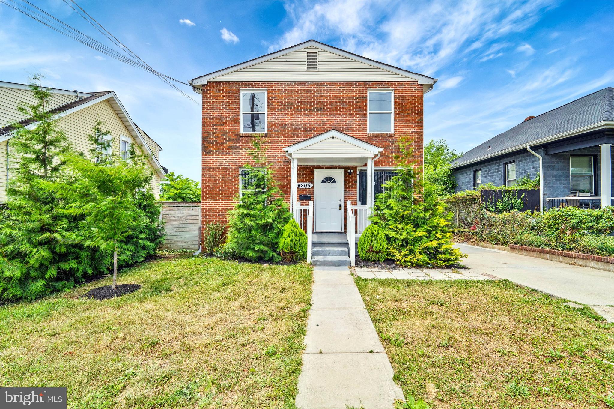 BRADBURY HEIGHTS - Residential
