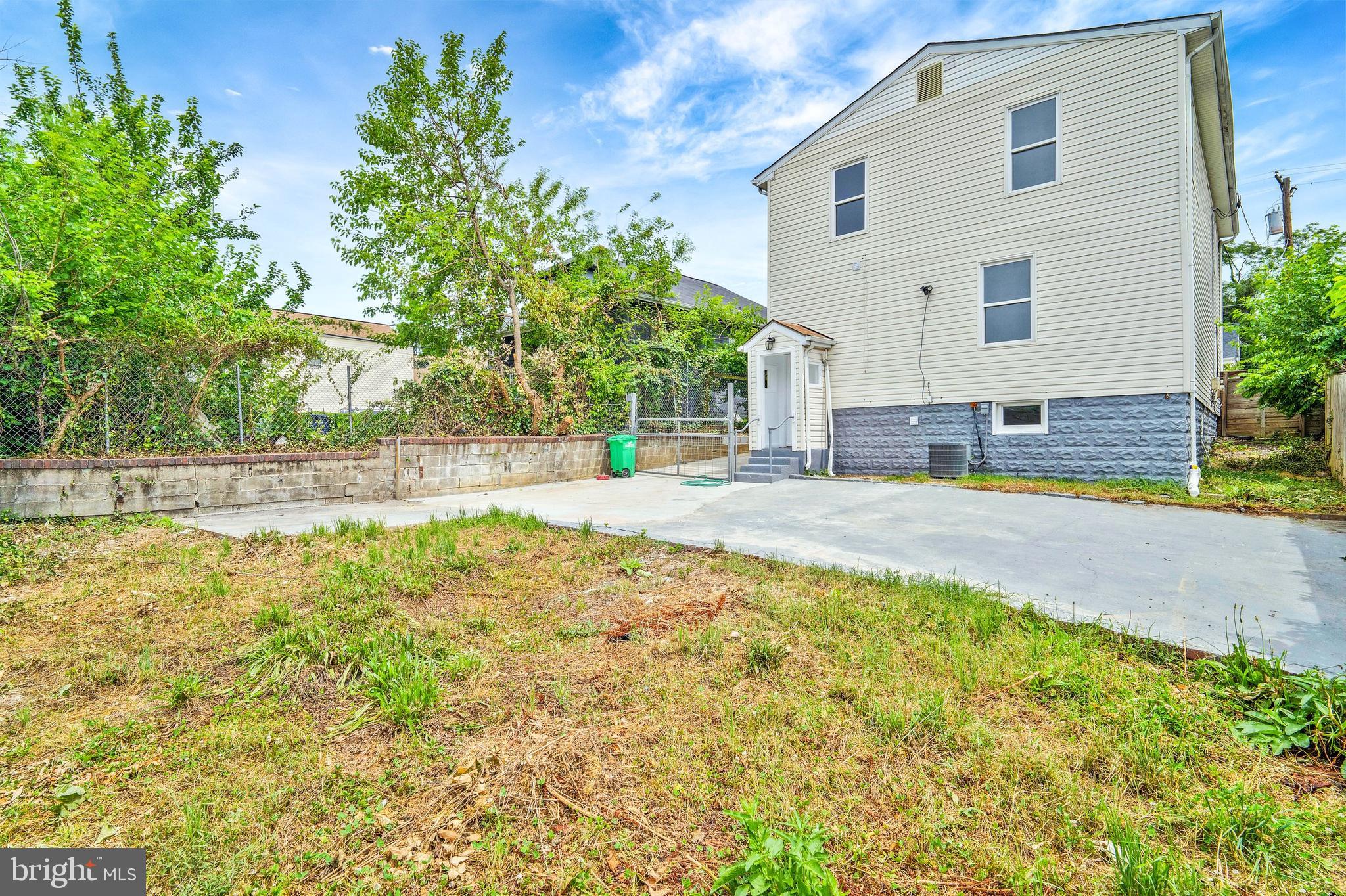 BRADBURY HEIGHTS - Residential