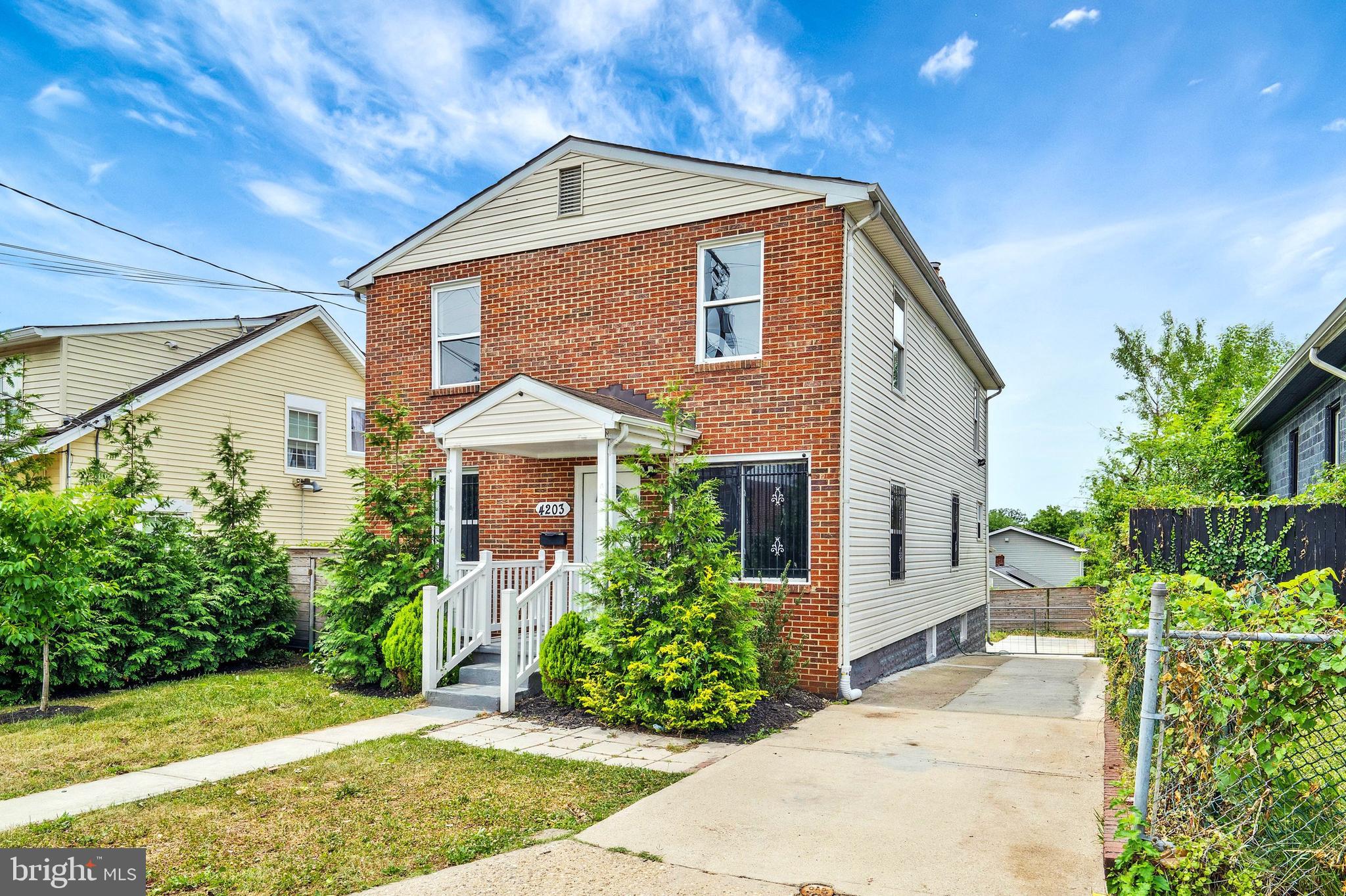 BRADBURY HEIGHTS - Residential