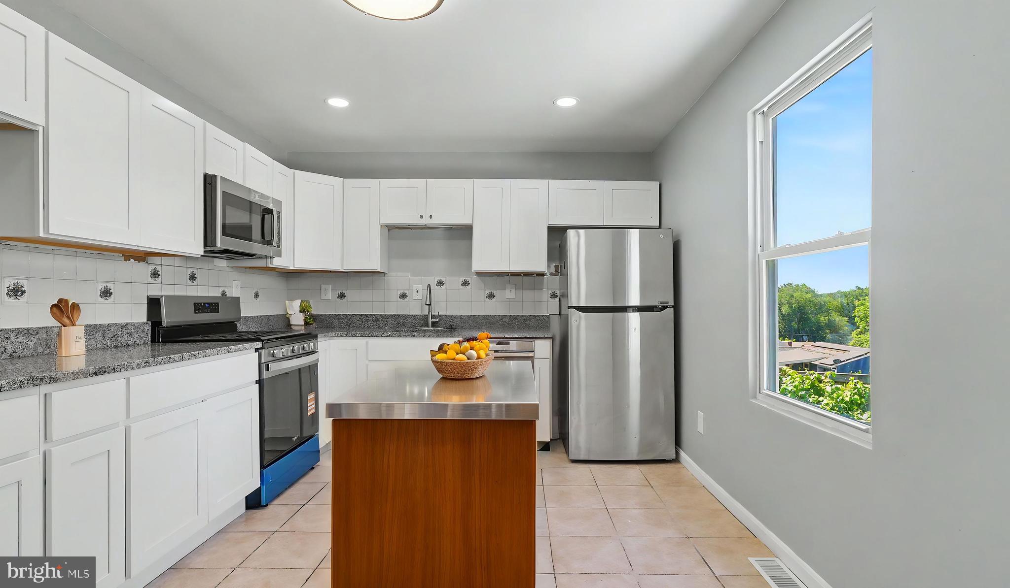 BRADBURY HEIGHTS - Residential