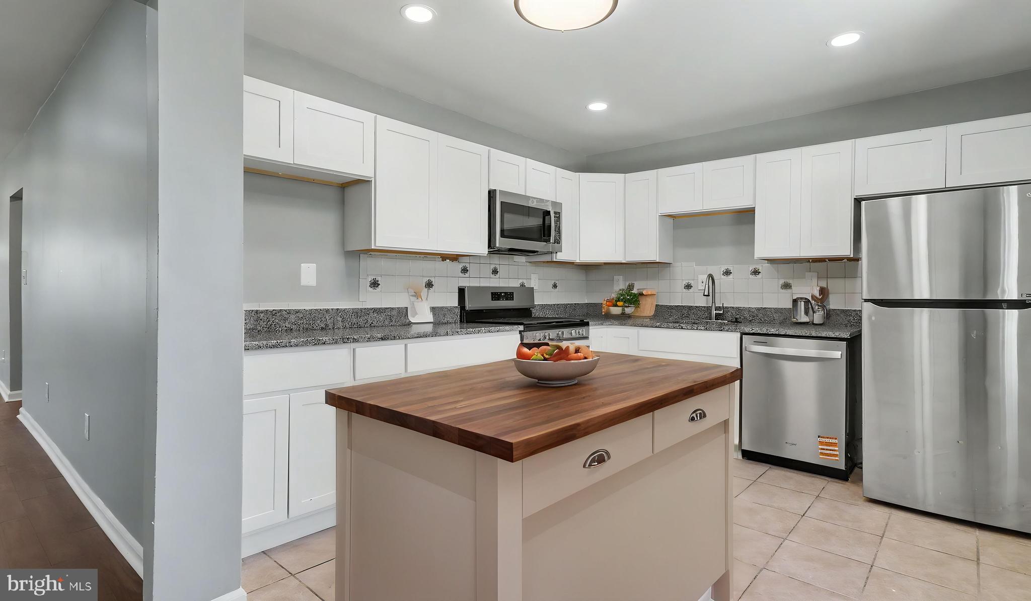 BRADBURY HEIGHTS - Residential