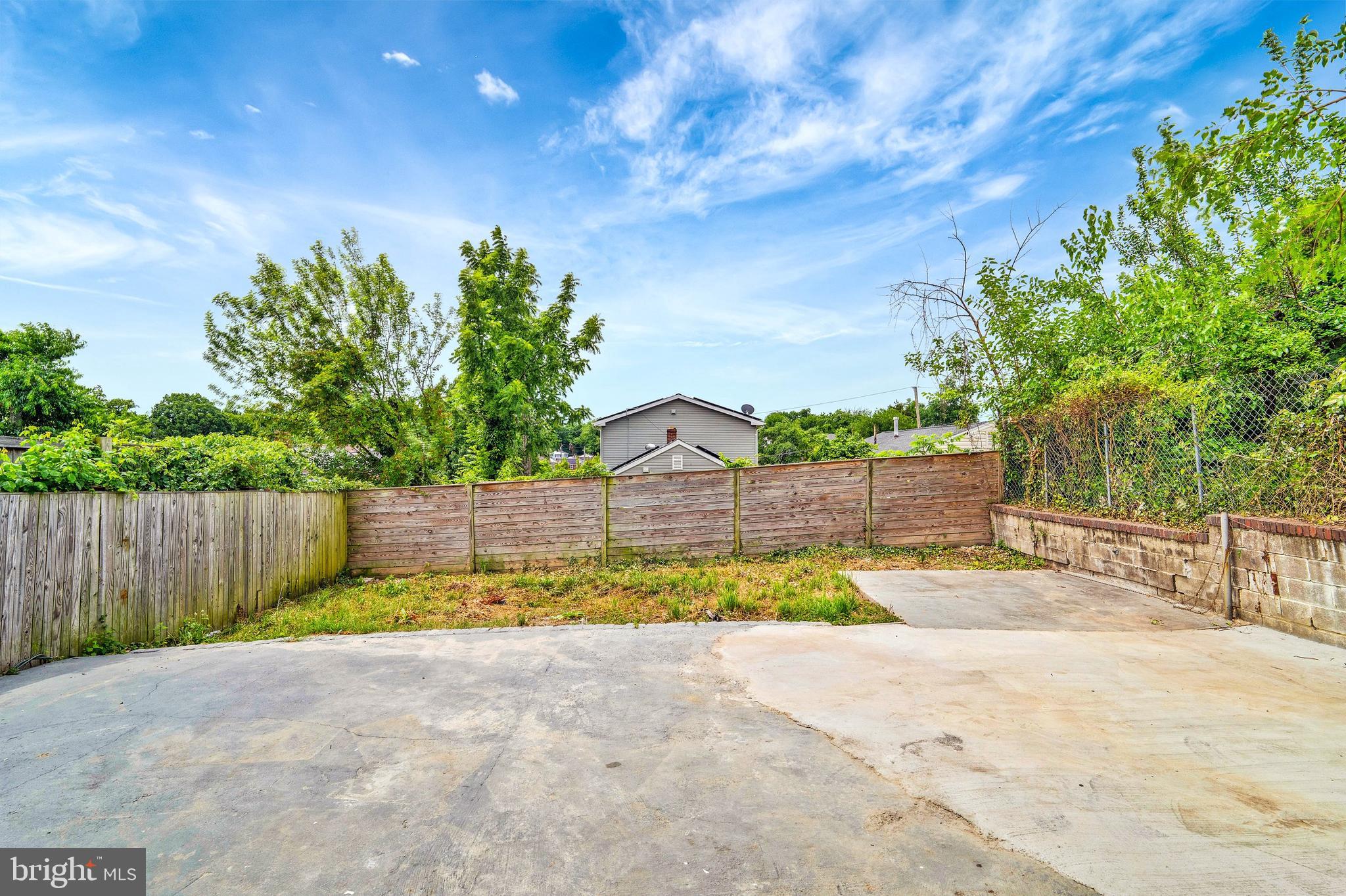 BRADBURY HEIGHTS - Residential