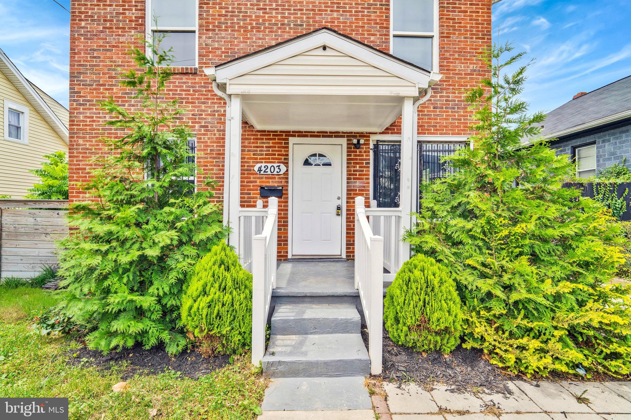 BRADBURY HEIGHTS - Residential