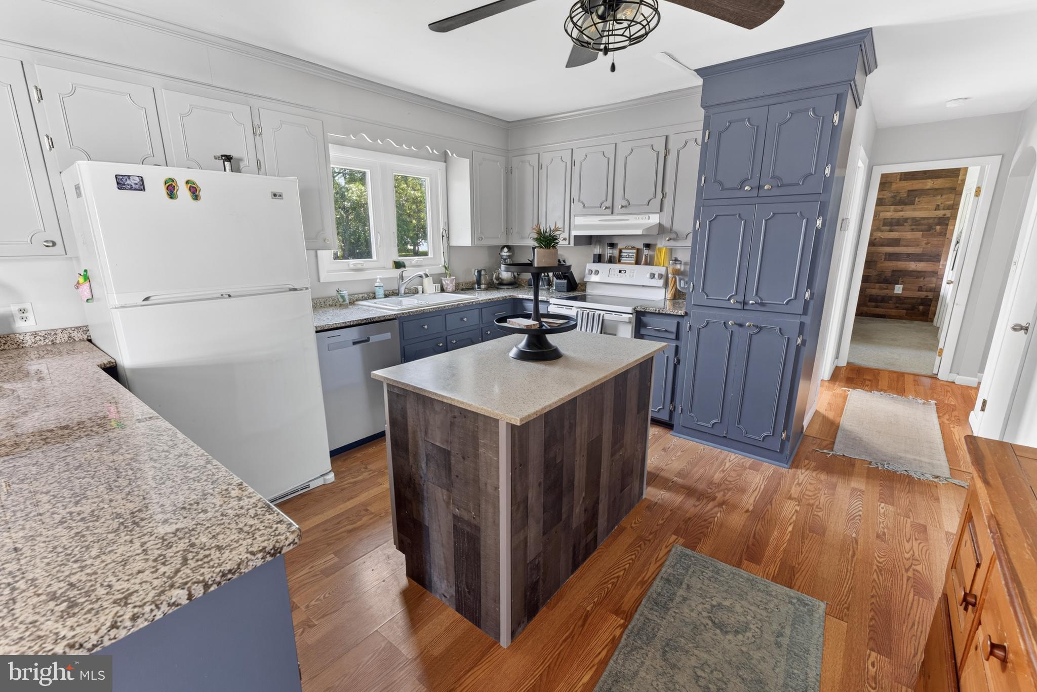 ELLEGOOD ESTATES - Residential