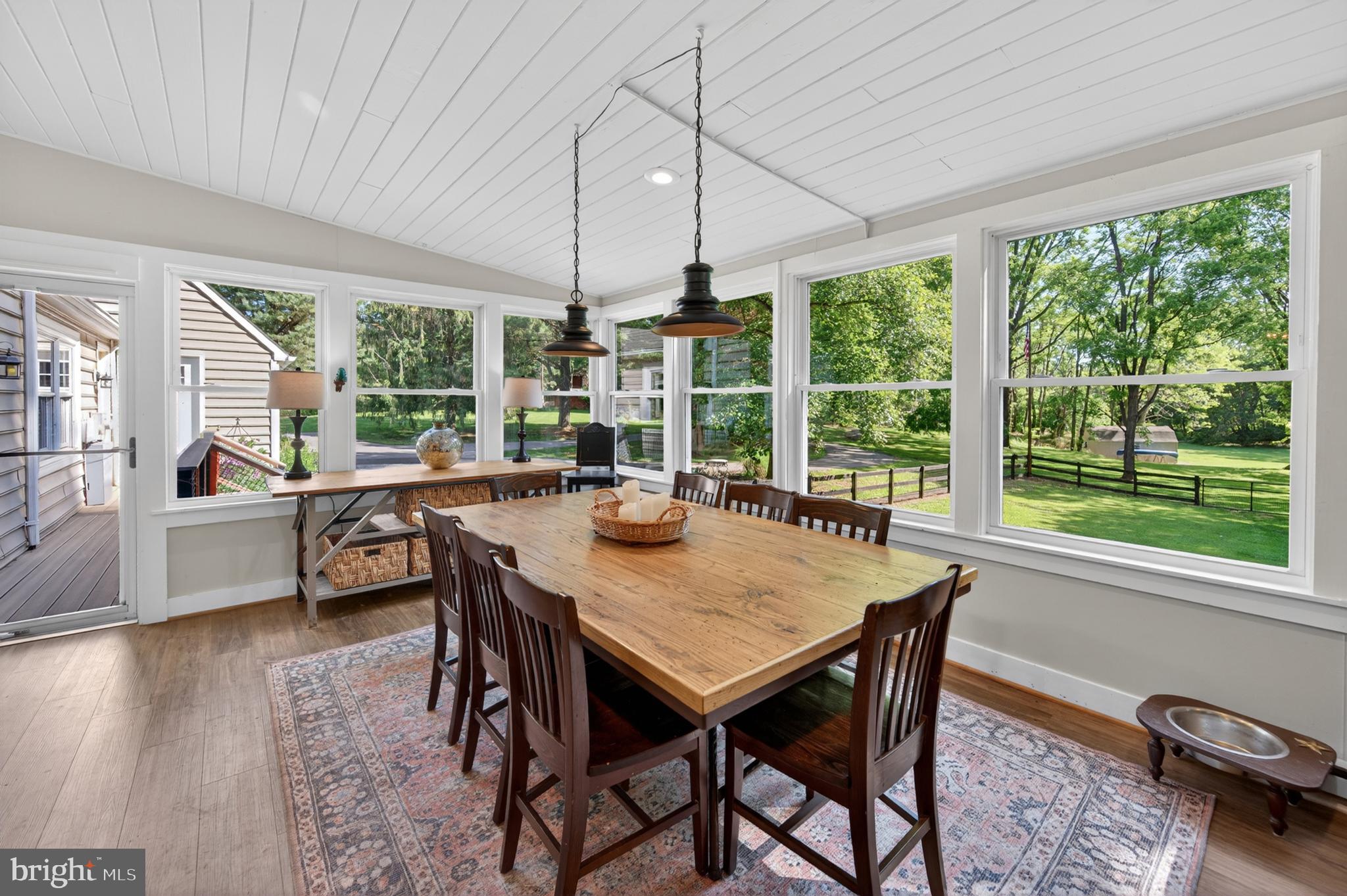 LEDGE LOWE - Residential