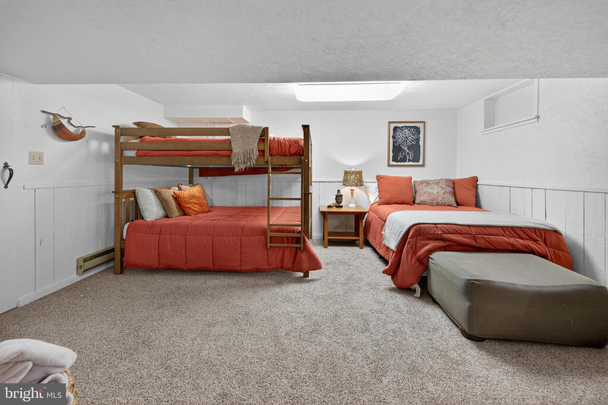 LEDGE LOWE - Residential