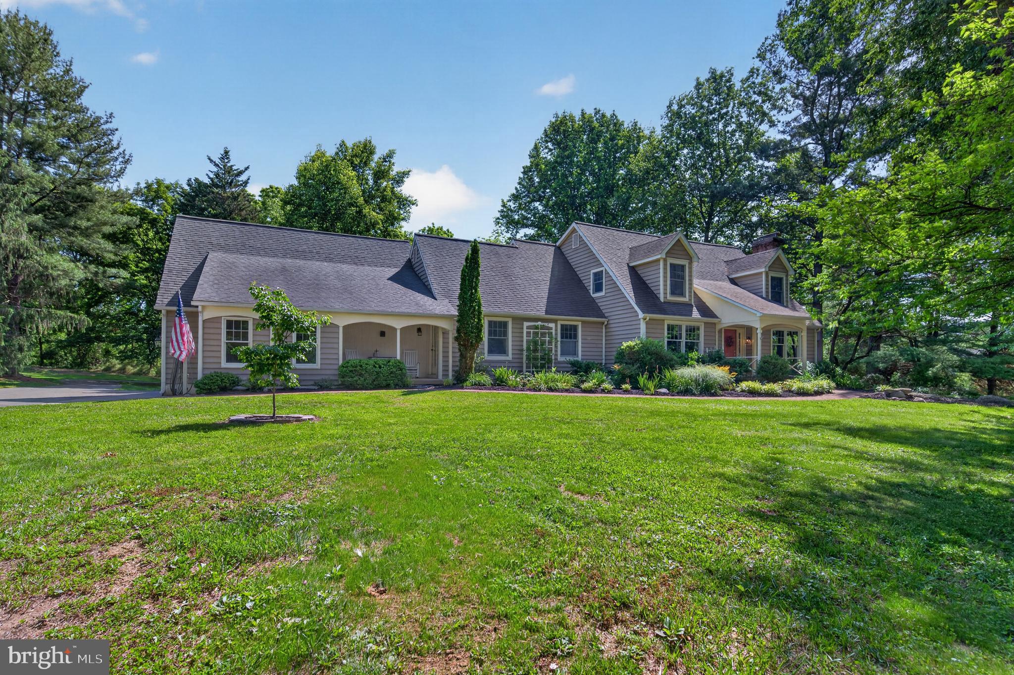 LEDGE LOWE - Residential