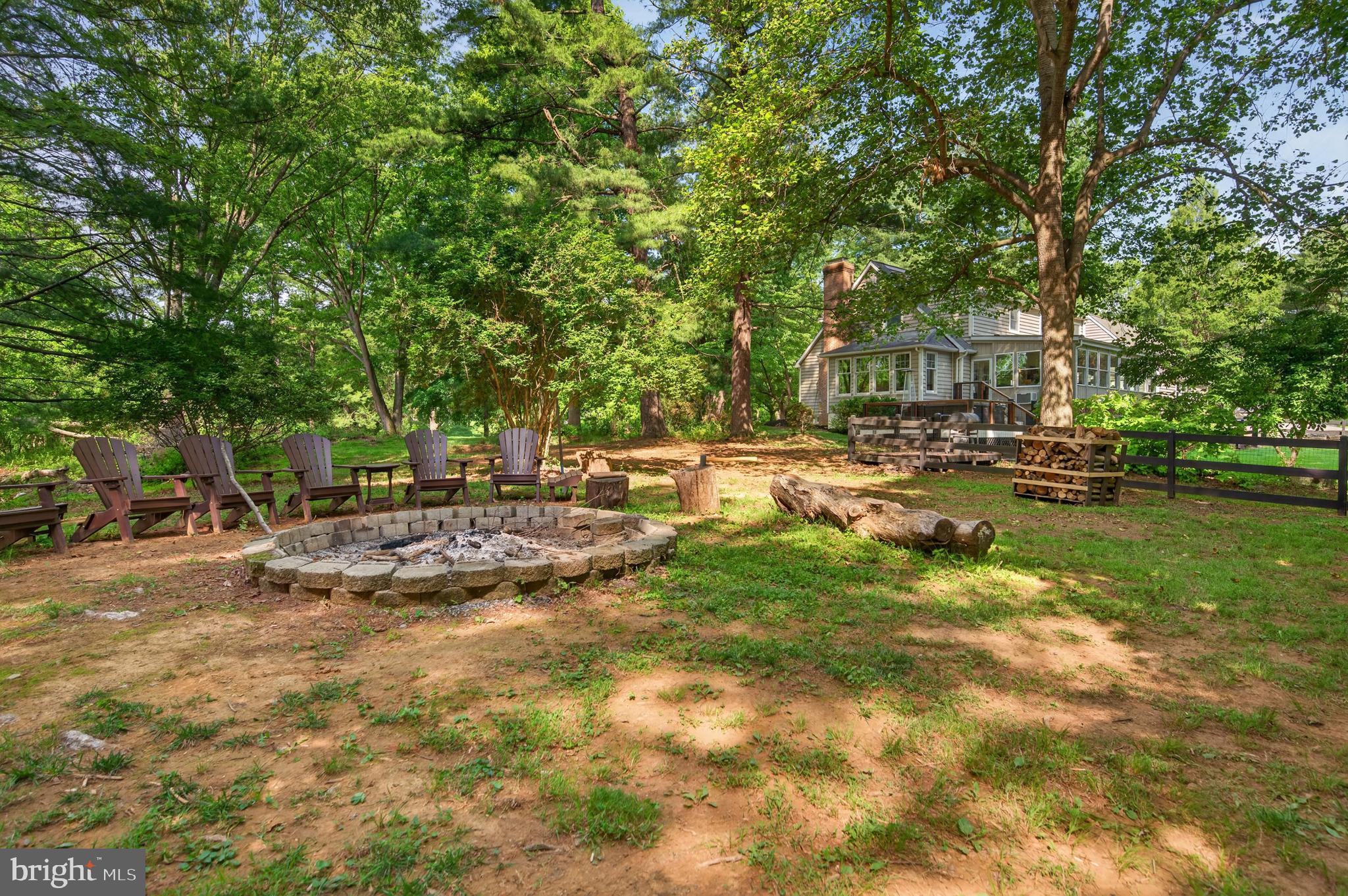 LEDGE LOWE - Residential