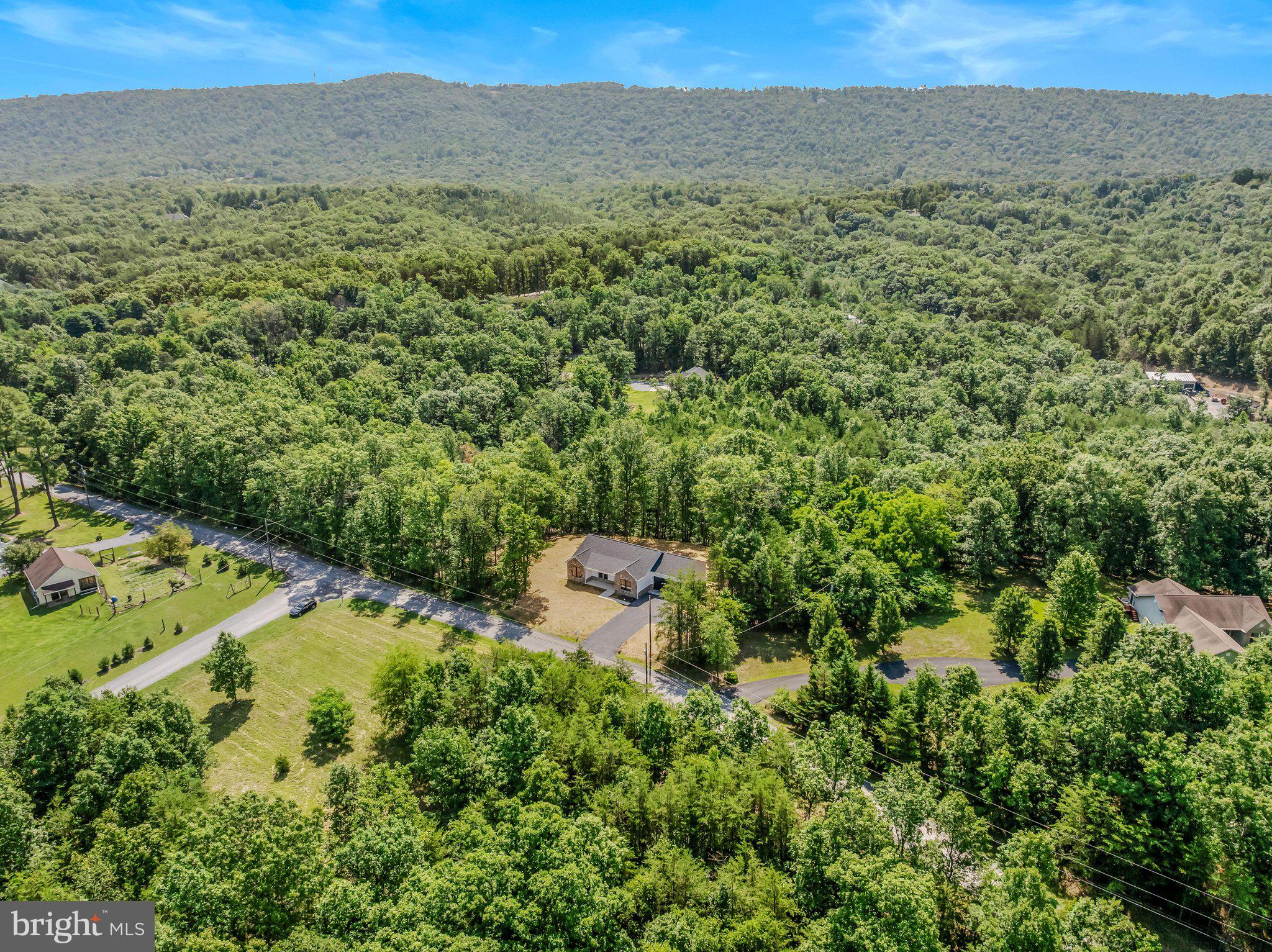 ASHTON FOREST - Residential