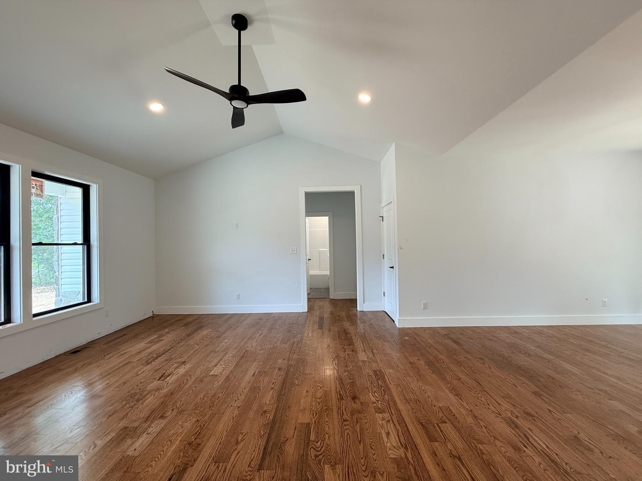 ASHTON FOREST - Residential