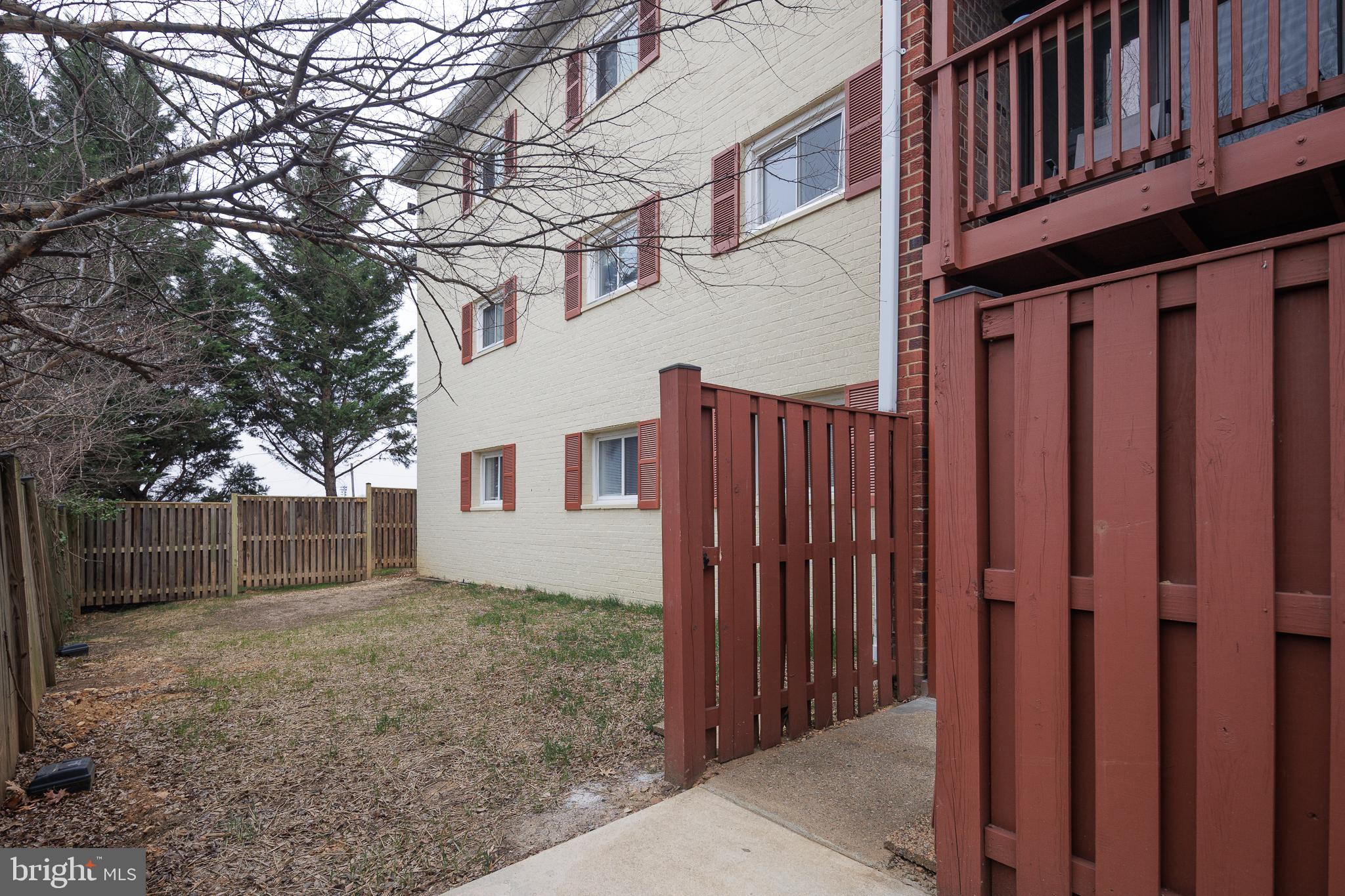 SEMINARY WALK - Residential