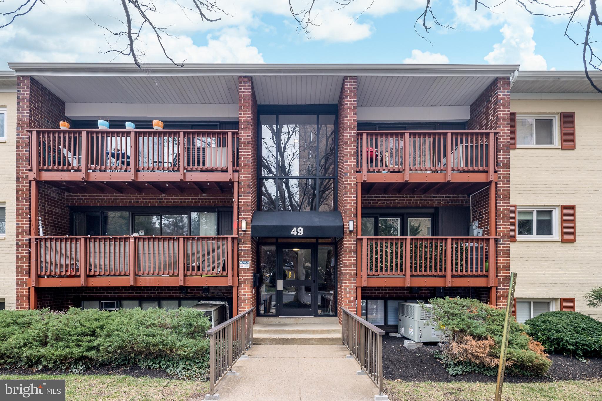 SEMINARY WALK - Residential
