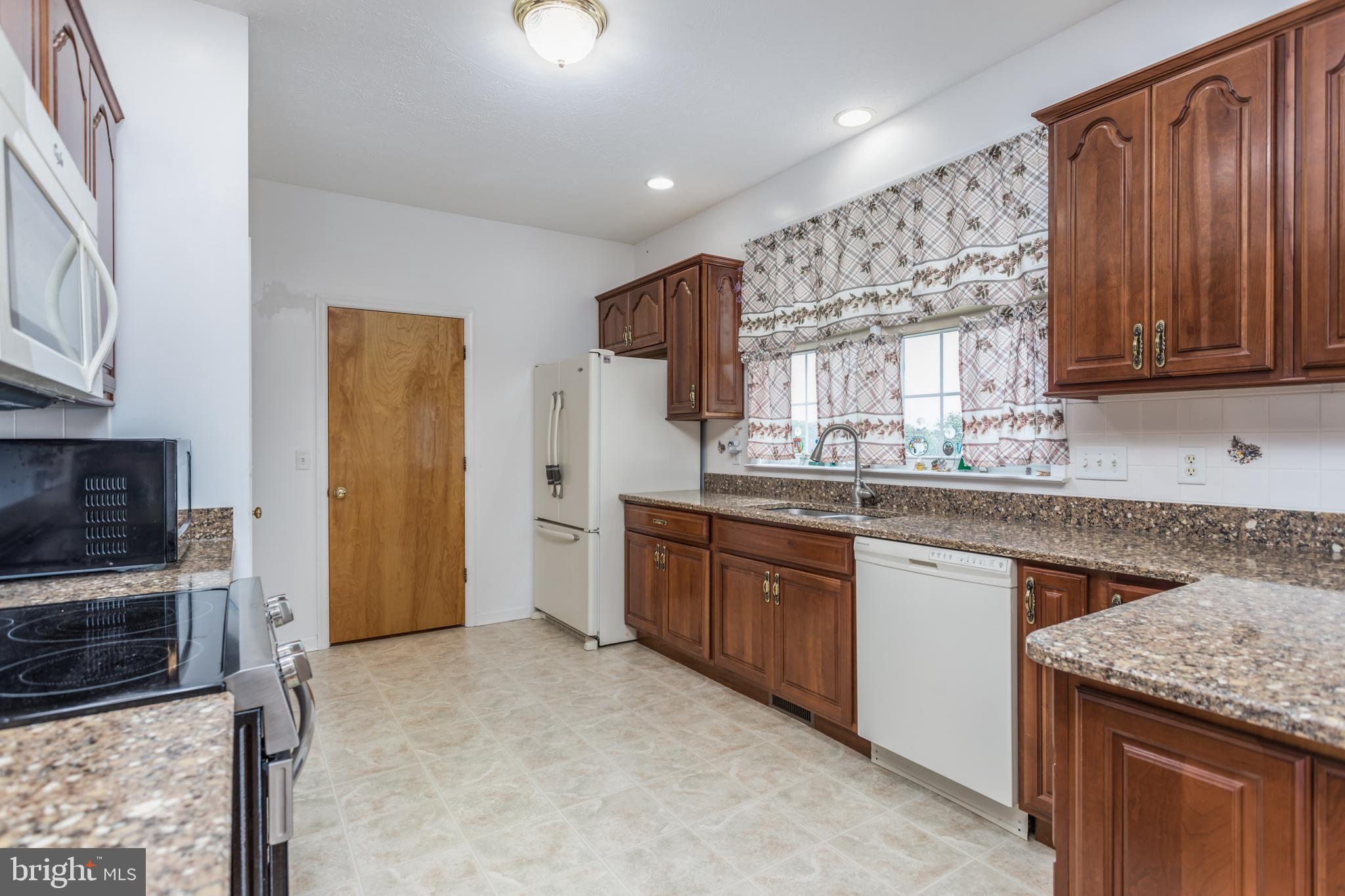 WHITHAM ORCHARDS - Residential