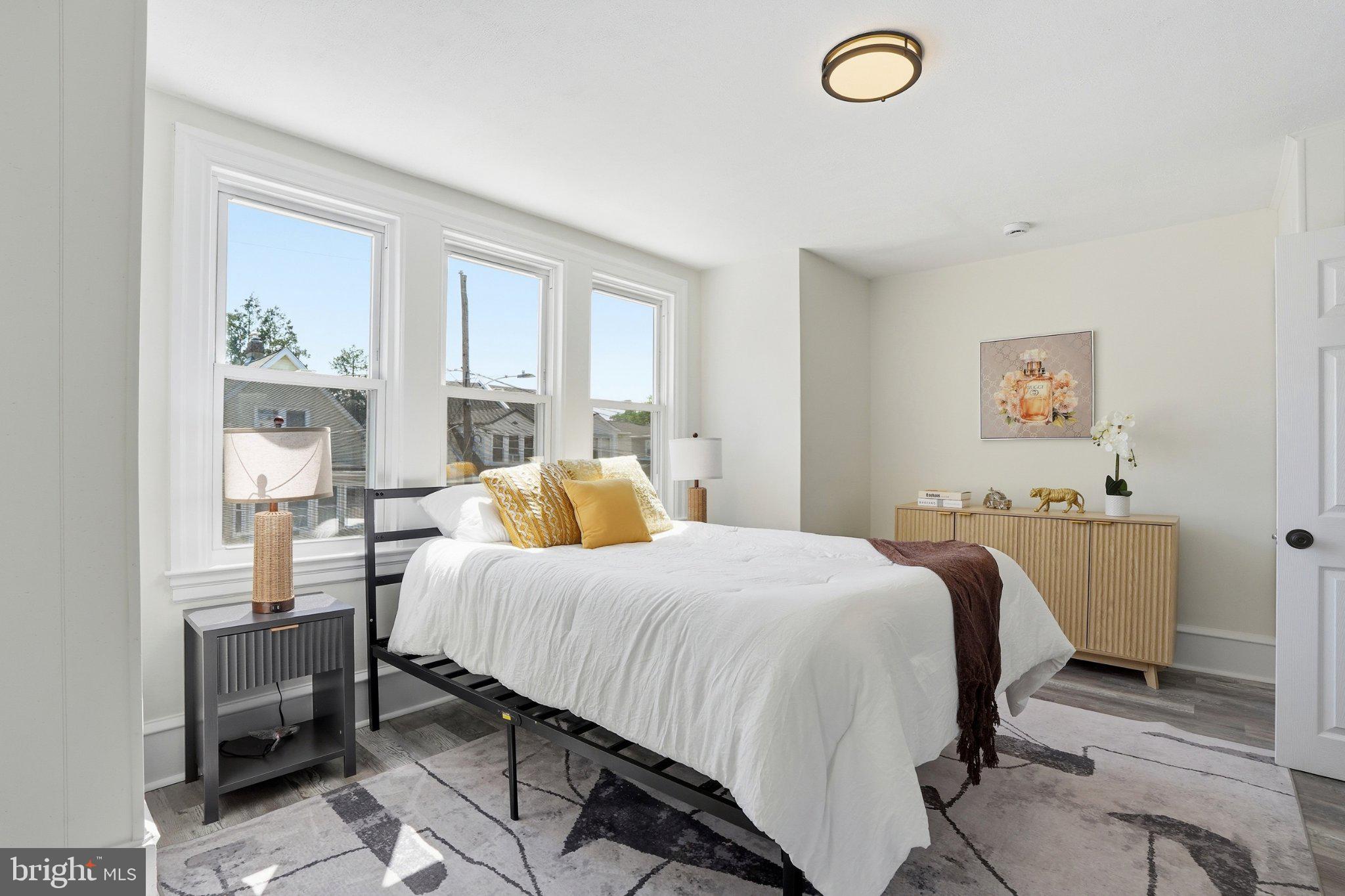 FOX CHASE - Residential