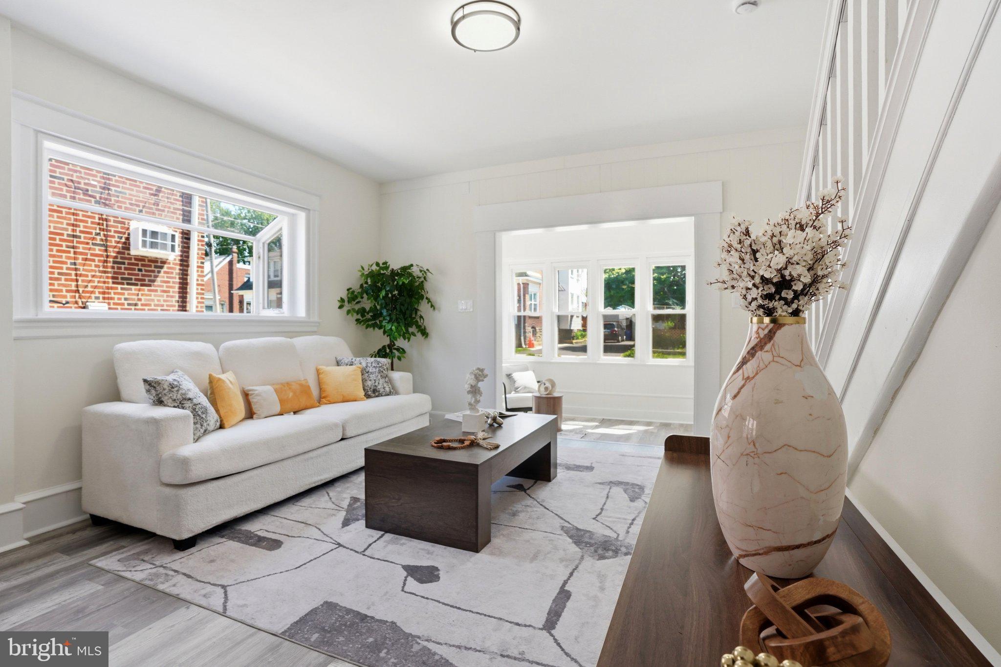 FOX CHASE - Residential