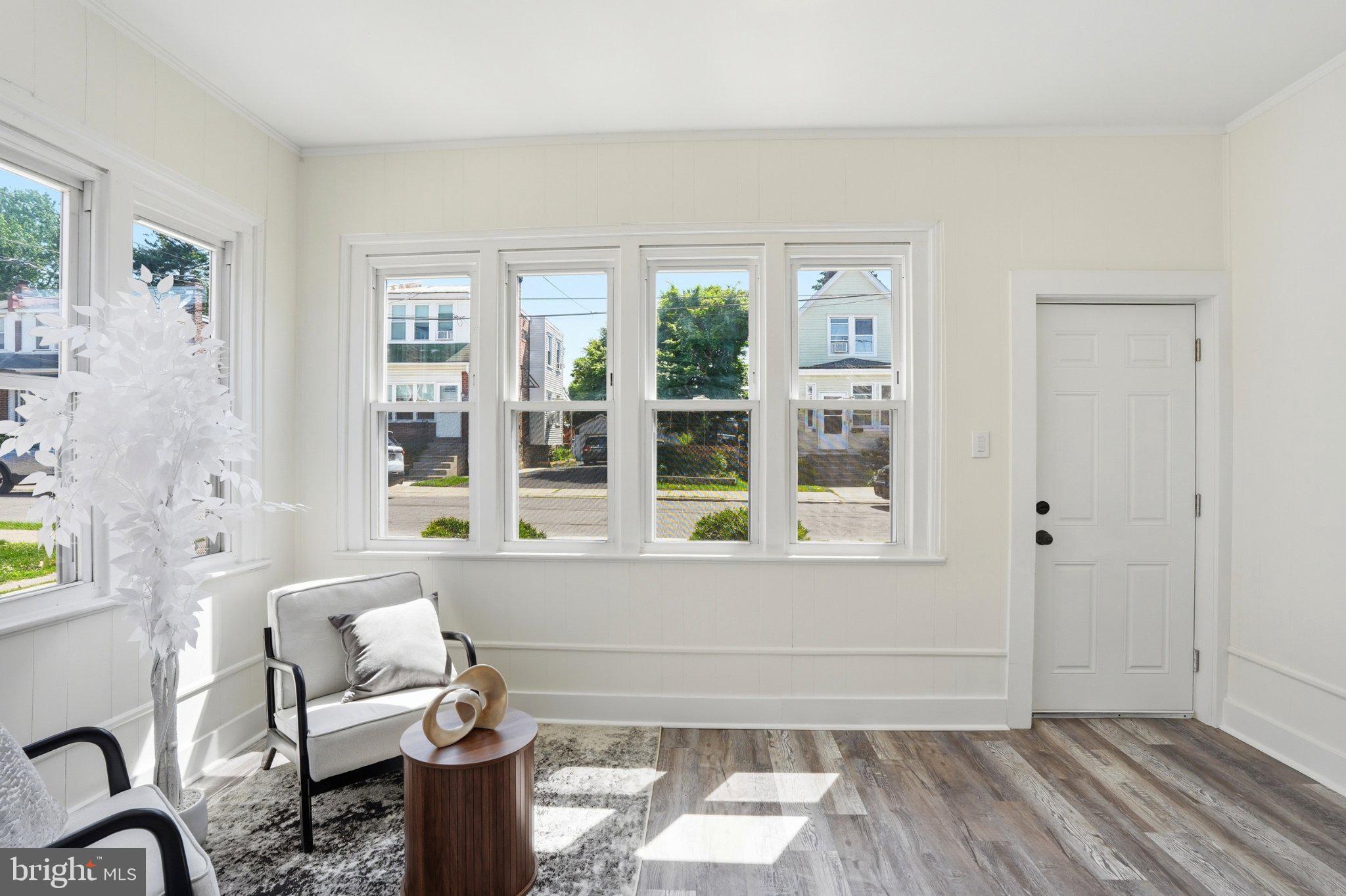FOX CHASE - Residential
