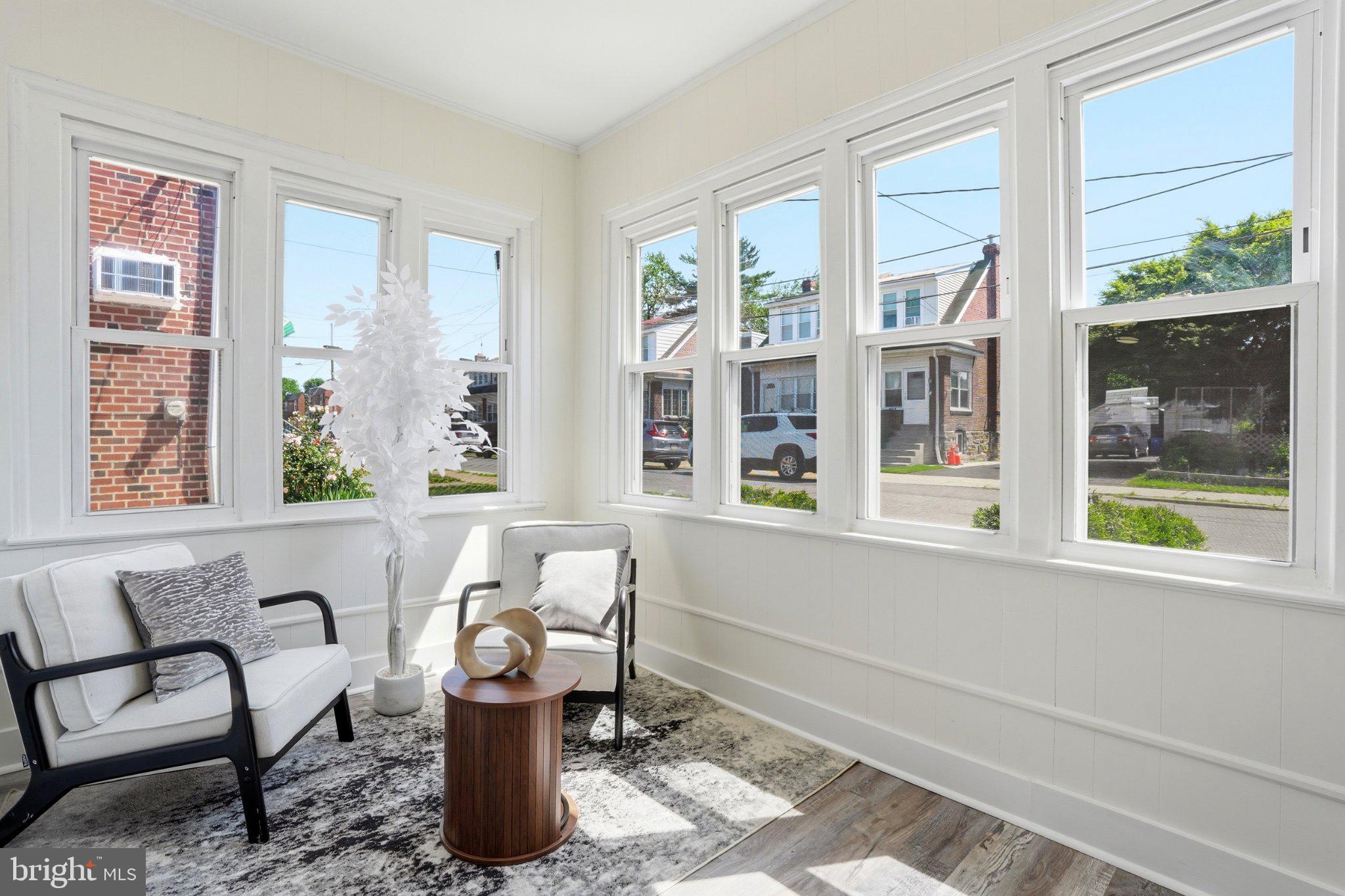 FOX CHASE - Residential