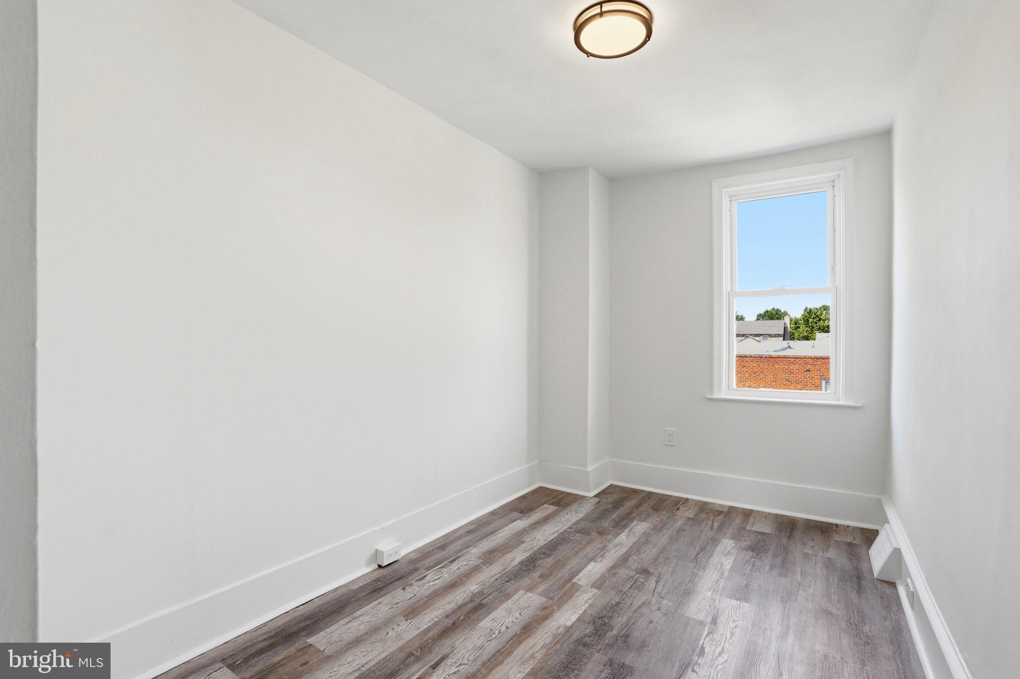 FOX CHASE - Residential