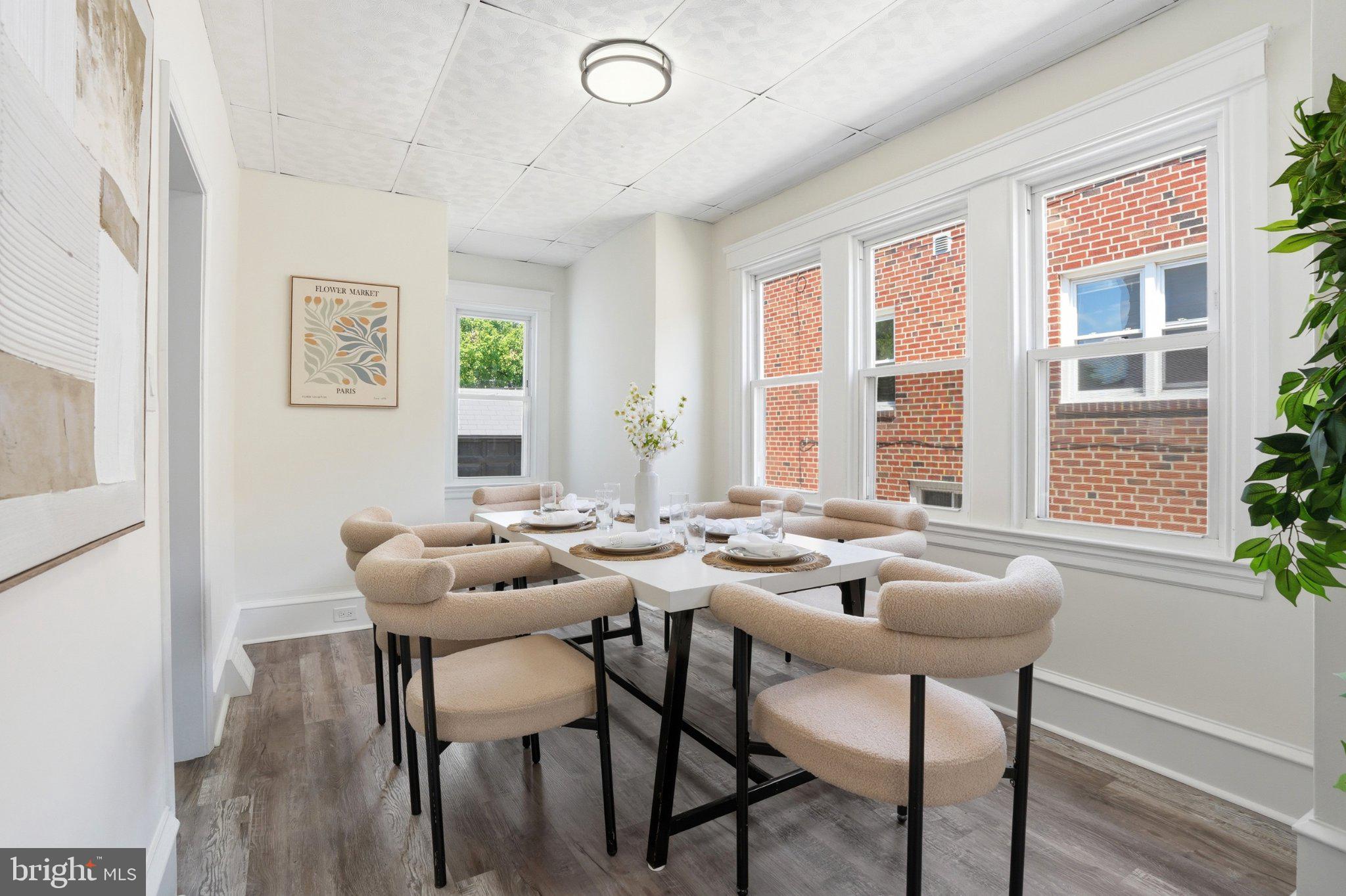 FOX CHASE - Residential