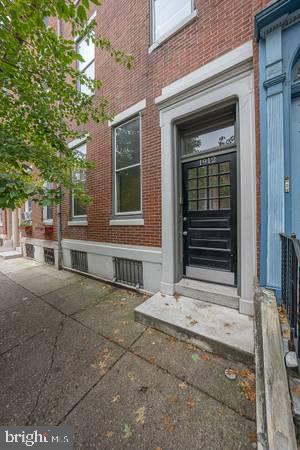 RITTENHOUSE SQUARE - Residential Lease