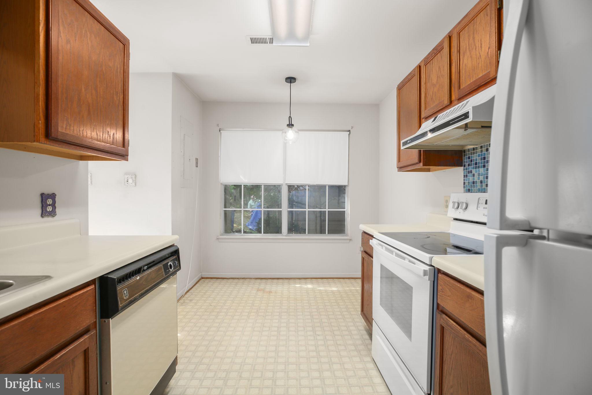 VILLAGES OF SALEM STATION - Residential