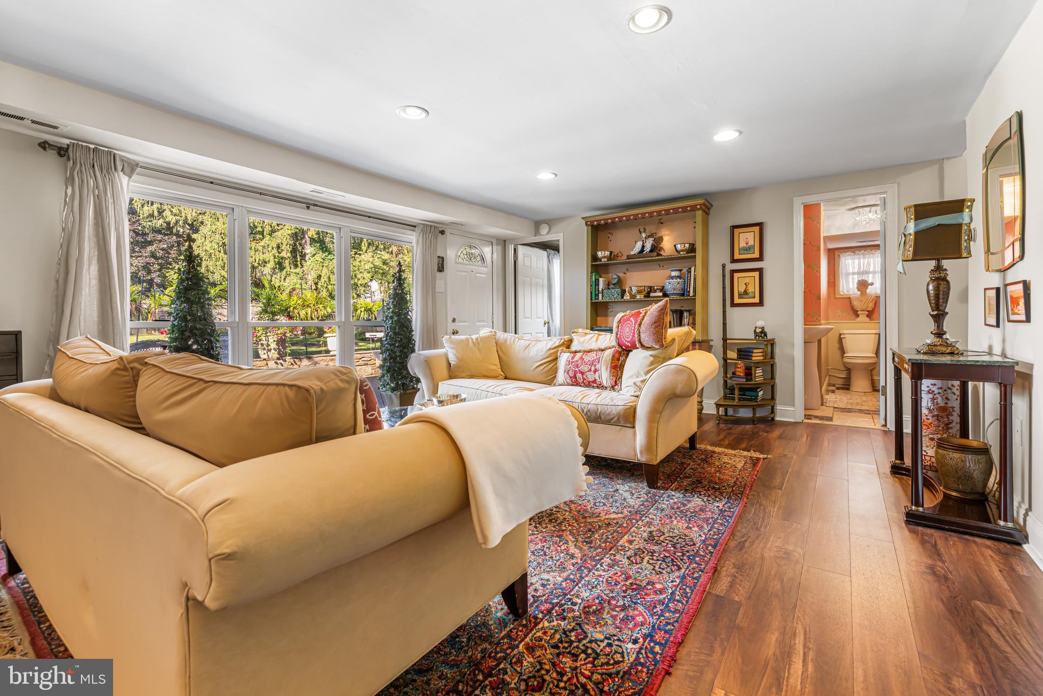 ABINGTON WOODS - Residential