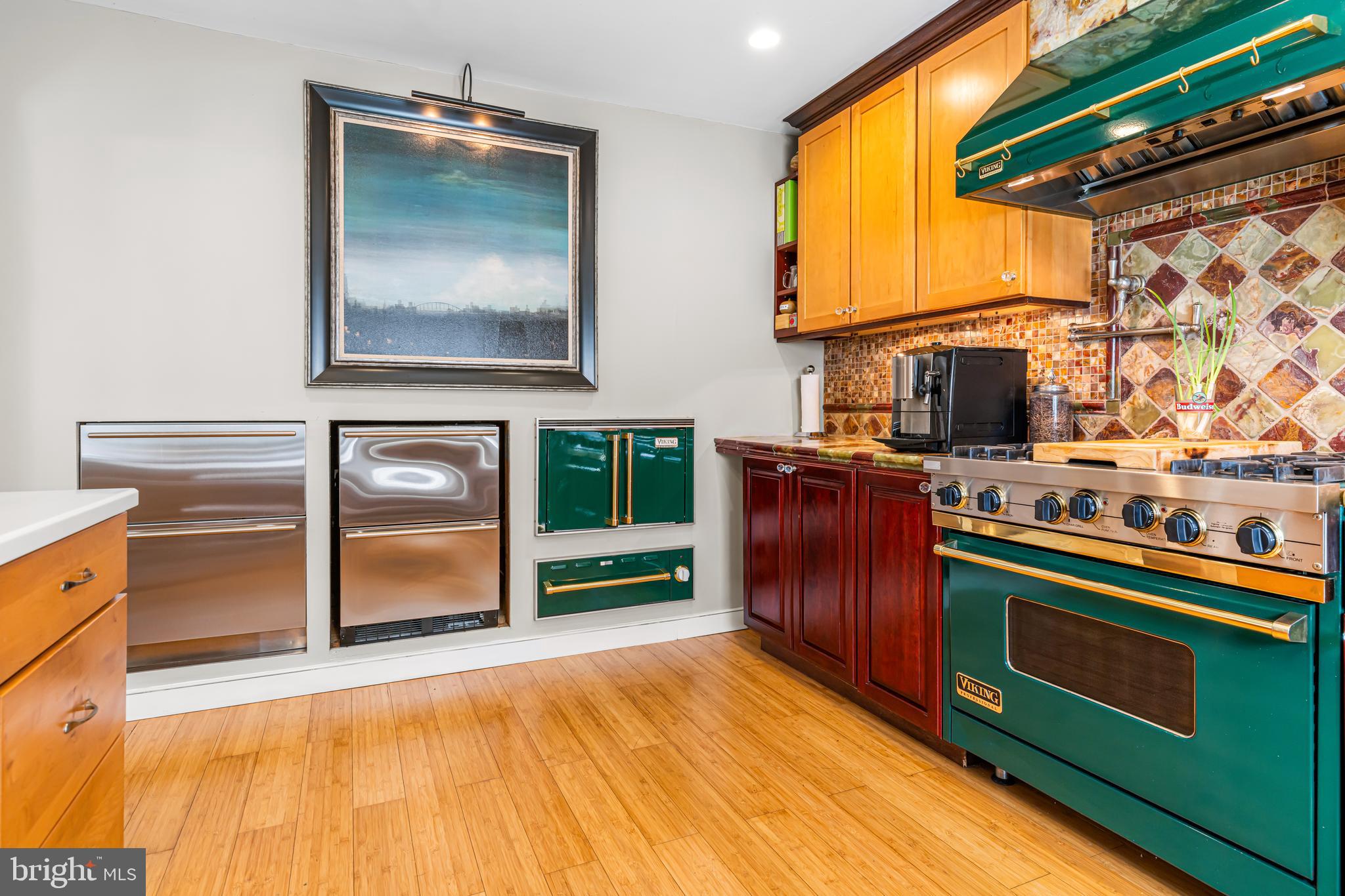 ABINGTON WOODS - Residential