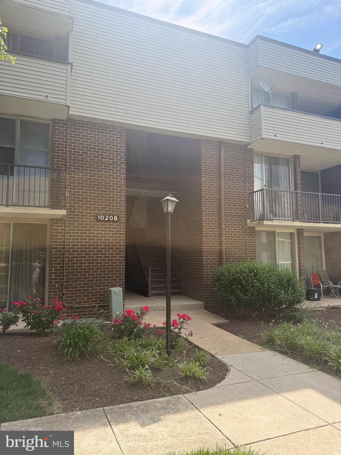 PINES CONDOMINIUM - Residential