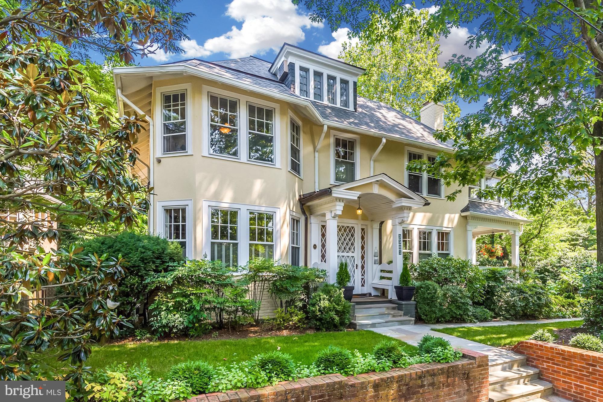 CLEVELAND PARK - Residential