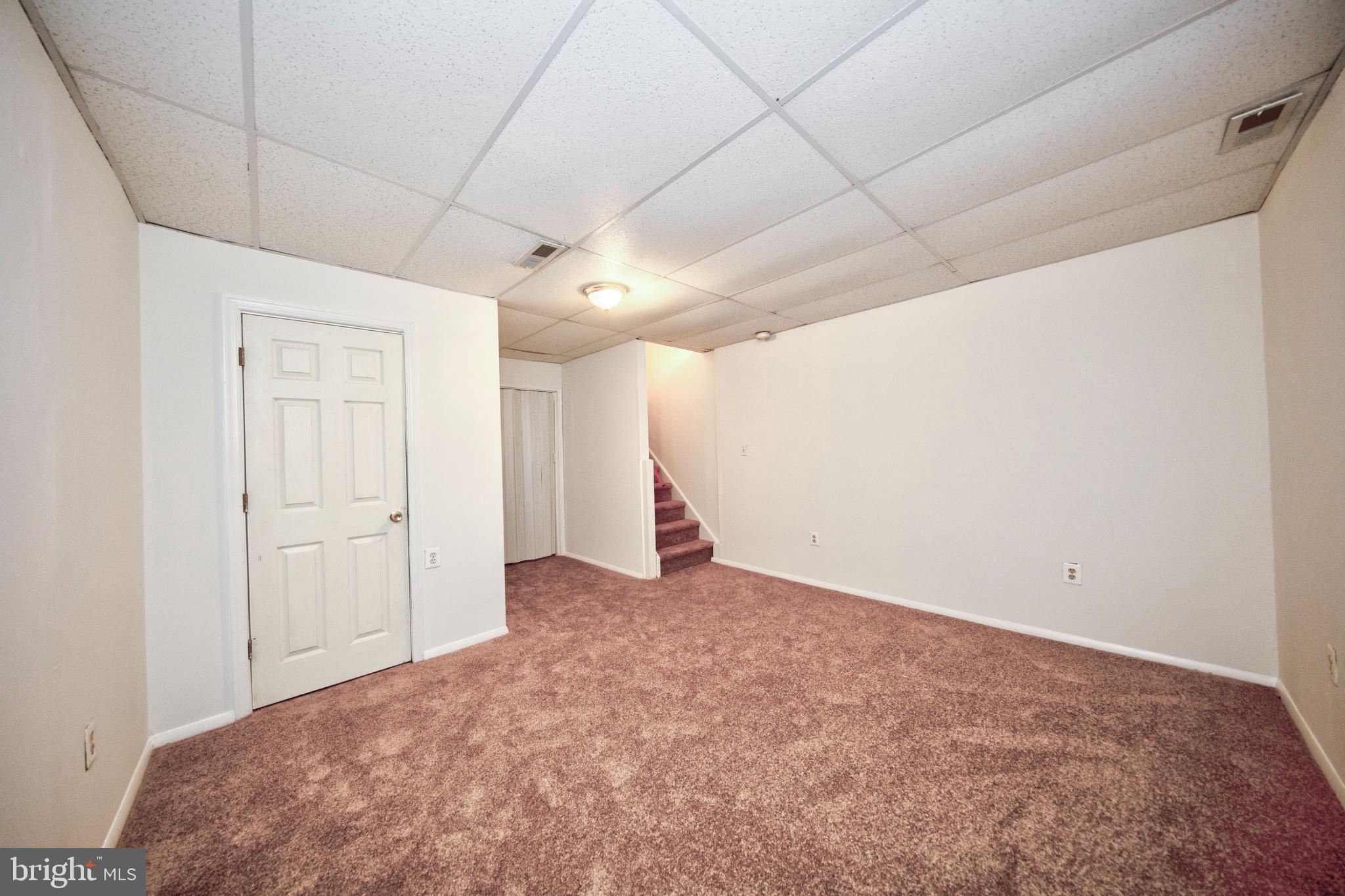 WOODBRIDGE CENTER - Residential