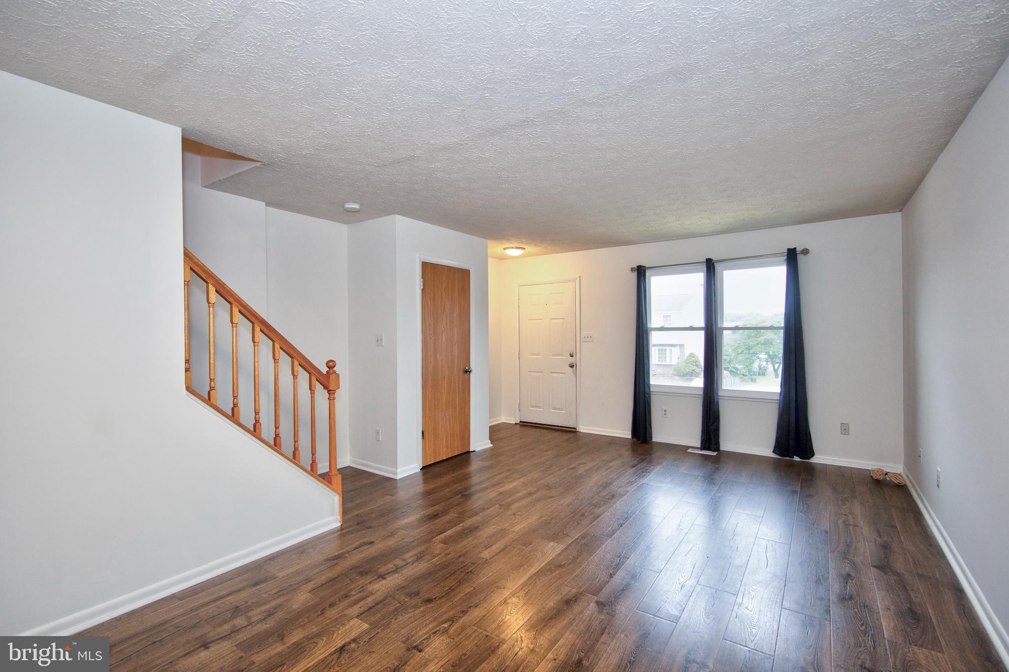 WOODBRIDGE CENTER - Residential